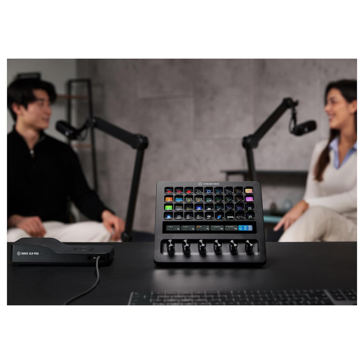 Kontroller Elgato Stream Deck + XL, 36 butona LCD të personalizueshëm, 6 rrotulla kontrolli, ekran me prekje, USB-C - Zezë - 2