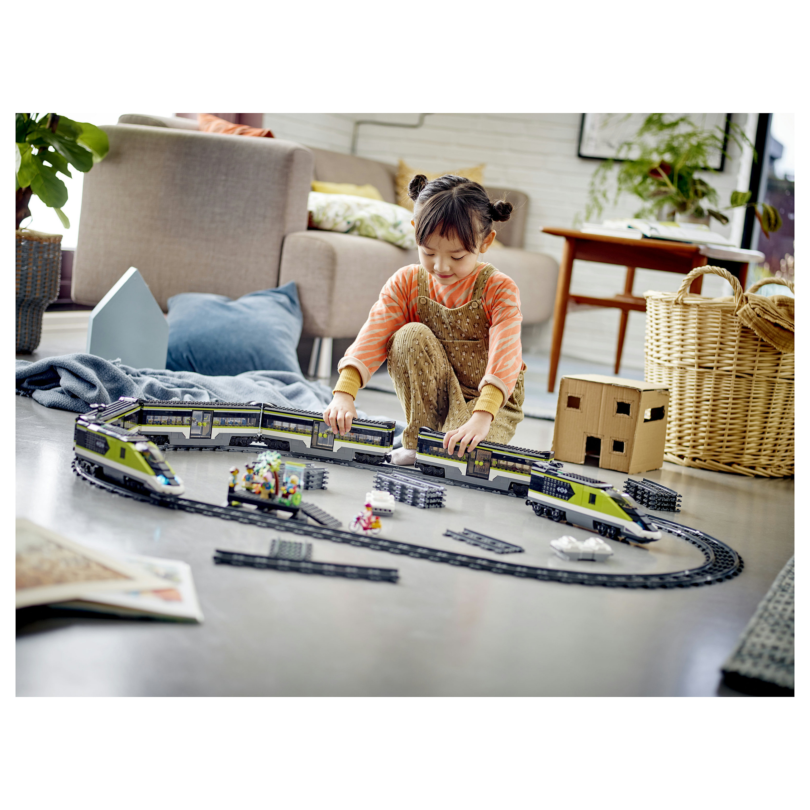 LEGO City – Passenger High-Speed Train - 3