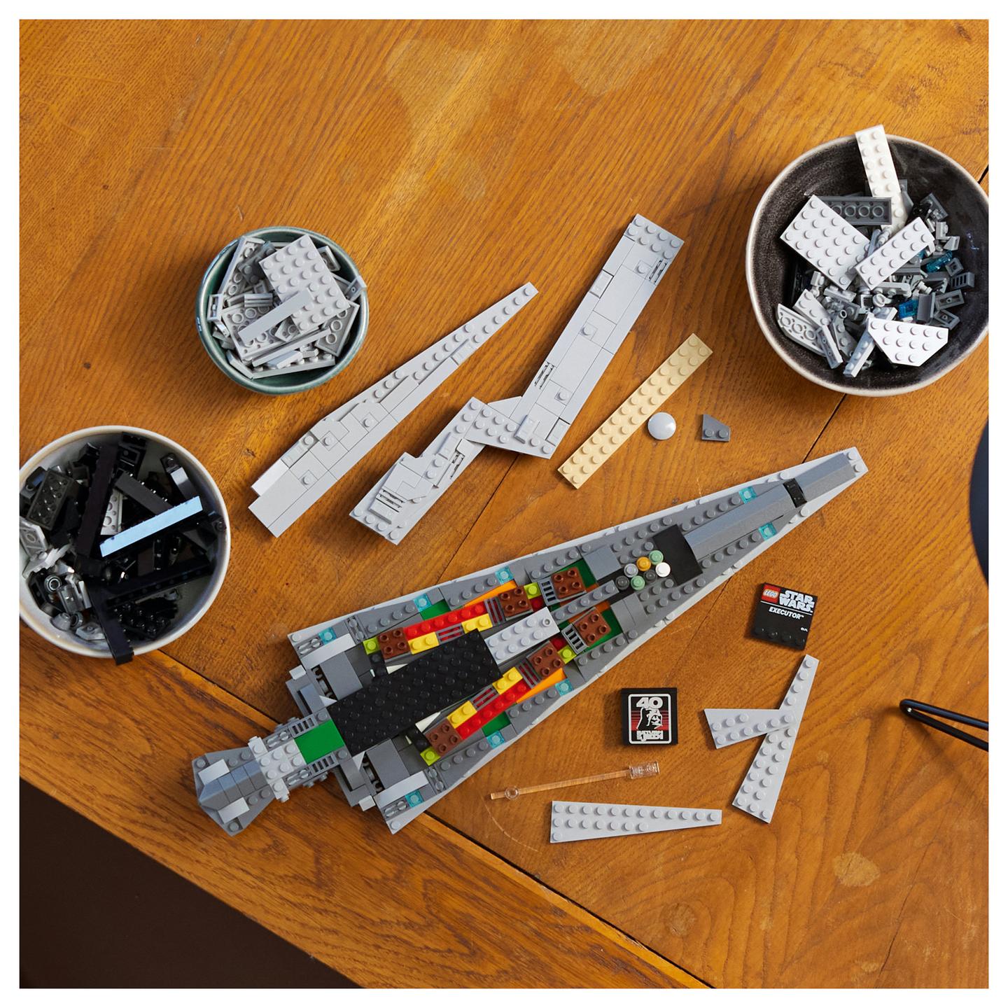 LEGO Star Wars Executor Super Star Destroyer - 13