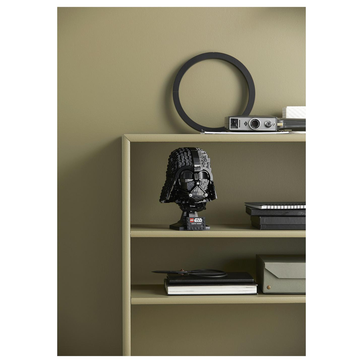 LEGO Star Wars Darth Vader Helmet 75304 - 27