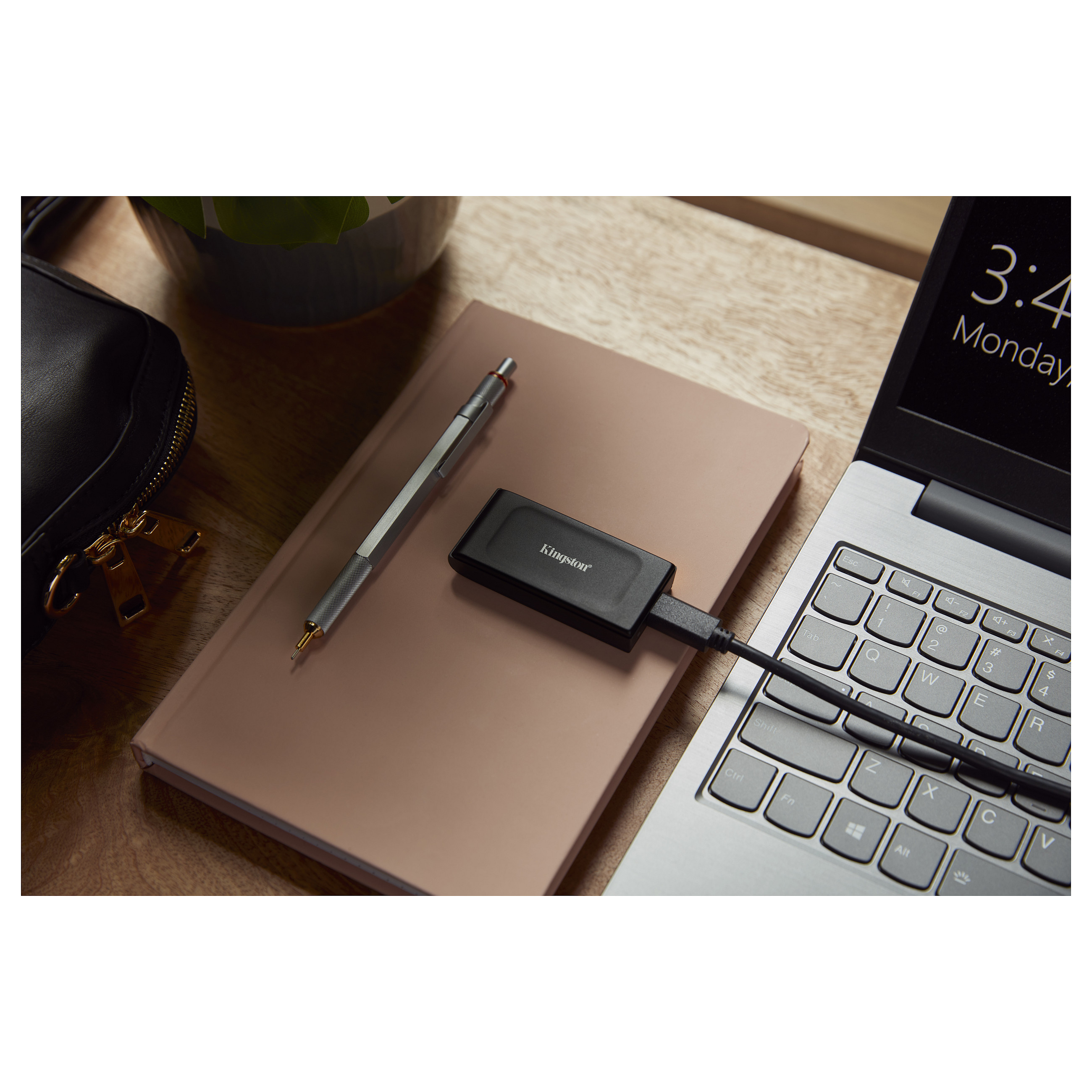 SSD të Jashtëm 1TB Kingston XS1000 USB 3.2 Gen2 Black - 7