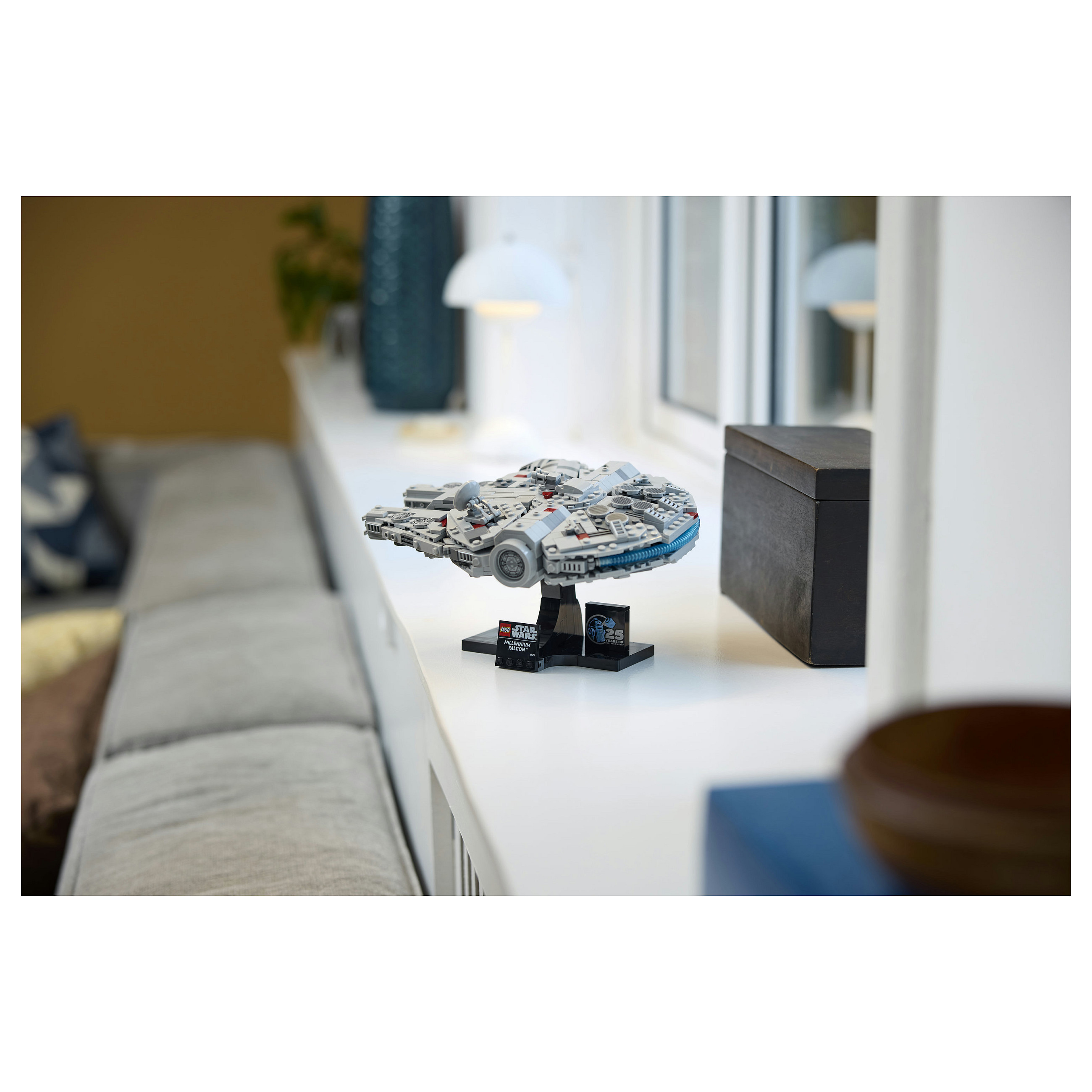LEGO Star Wars Millennium Falcon 75375 - 30