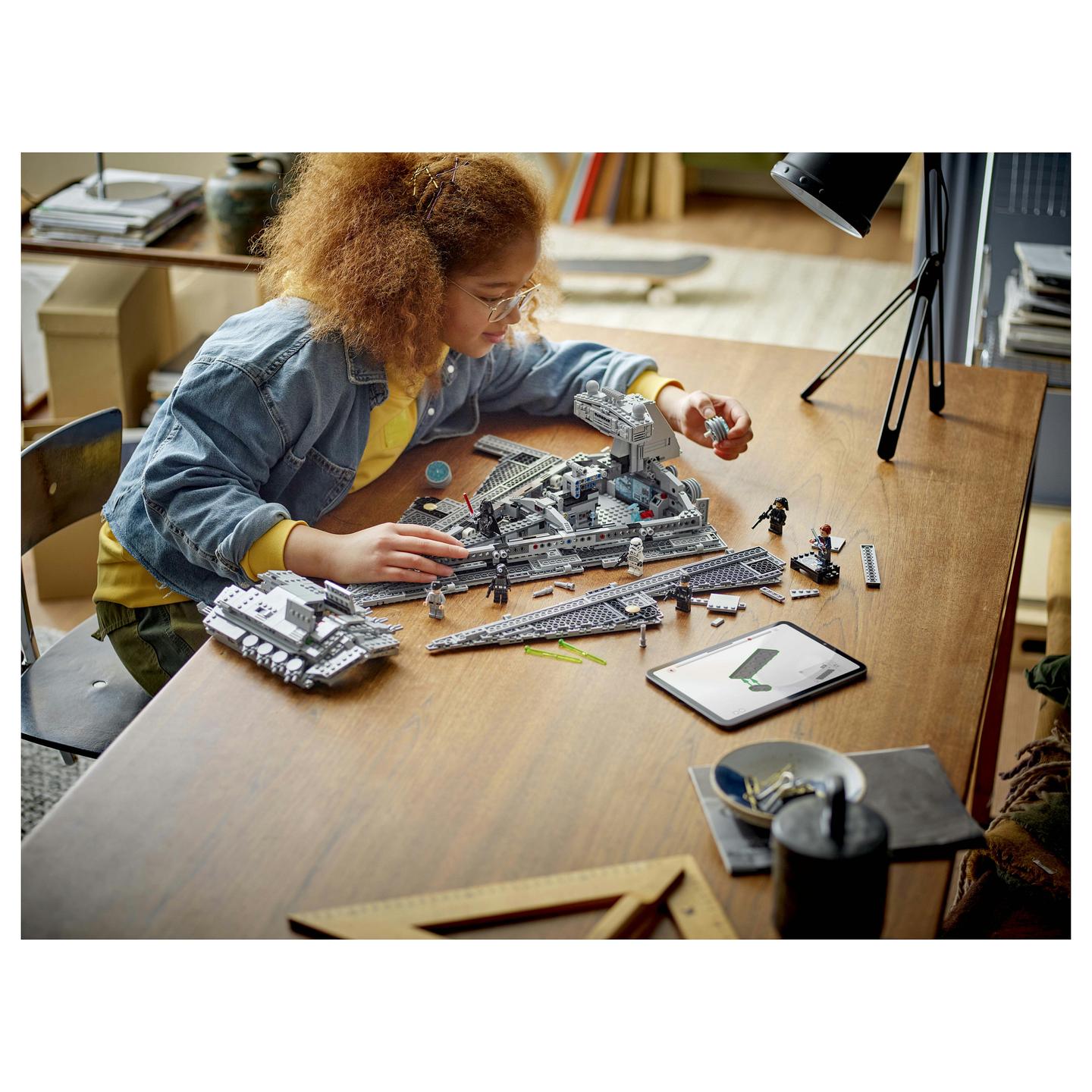 LEGO Star Wars Imperial Star Destroyer - 16