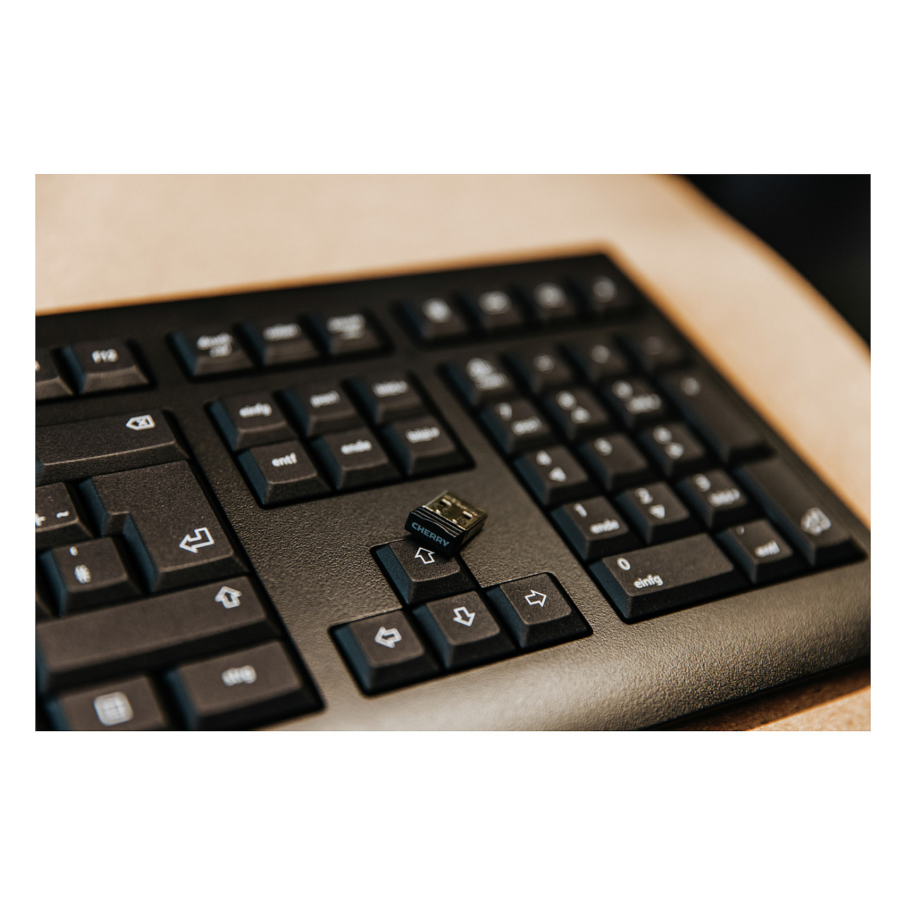 Tastierë me kabllo CHERRY KW 3000 / USB / QWERTZ - Zezë - 6