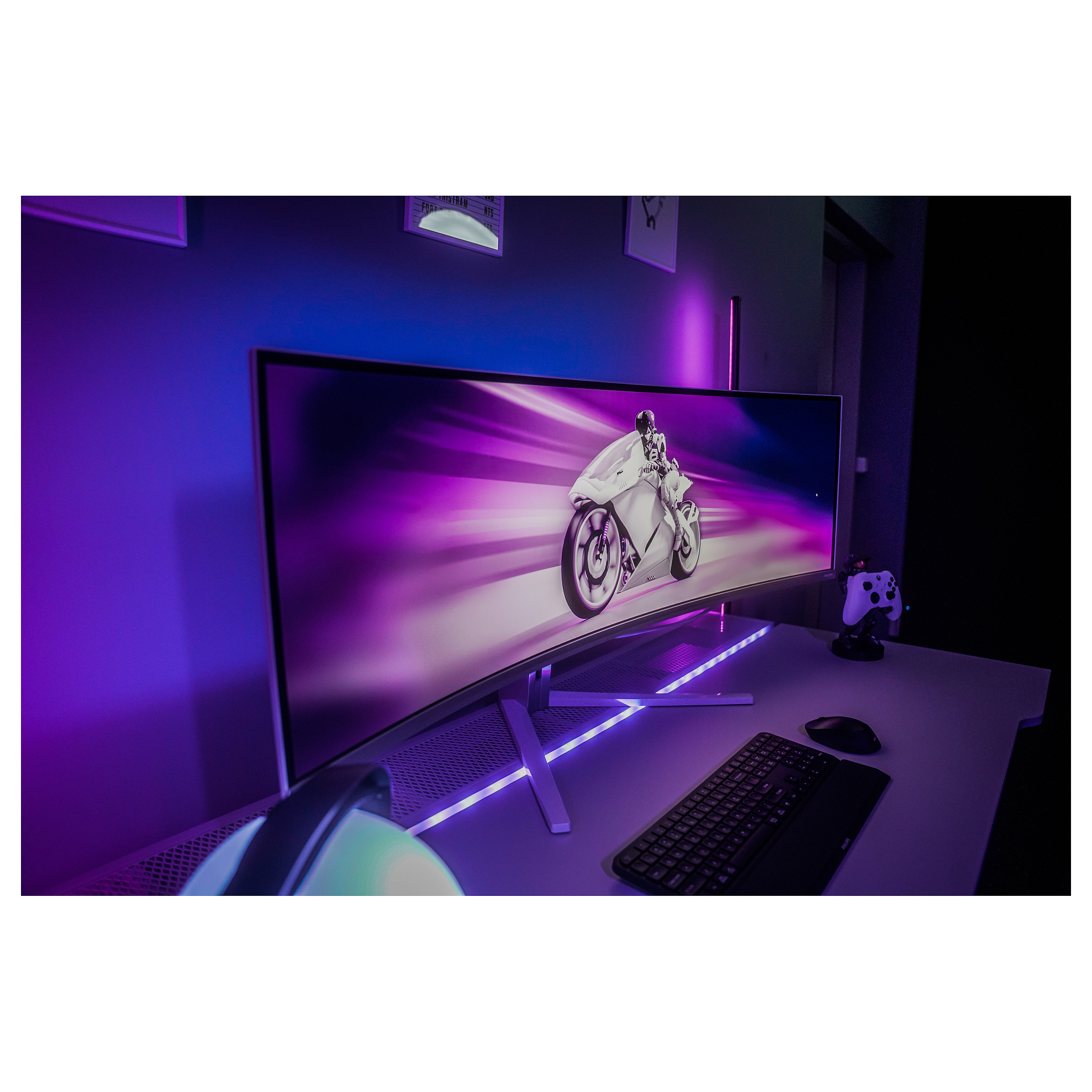 Monitor Philips 49M2C8900 / 48.9″ / DQHD / QD‑OLED / Curved / 240Hz / 0.03ms / 2× HDMI + DP + USB‑C - Bardhë - 13