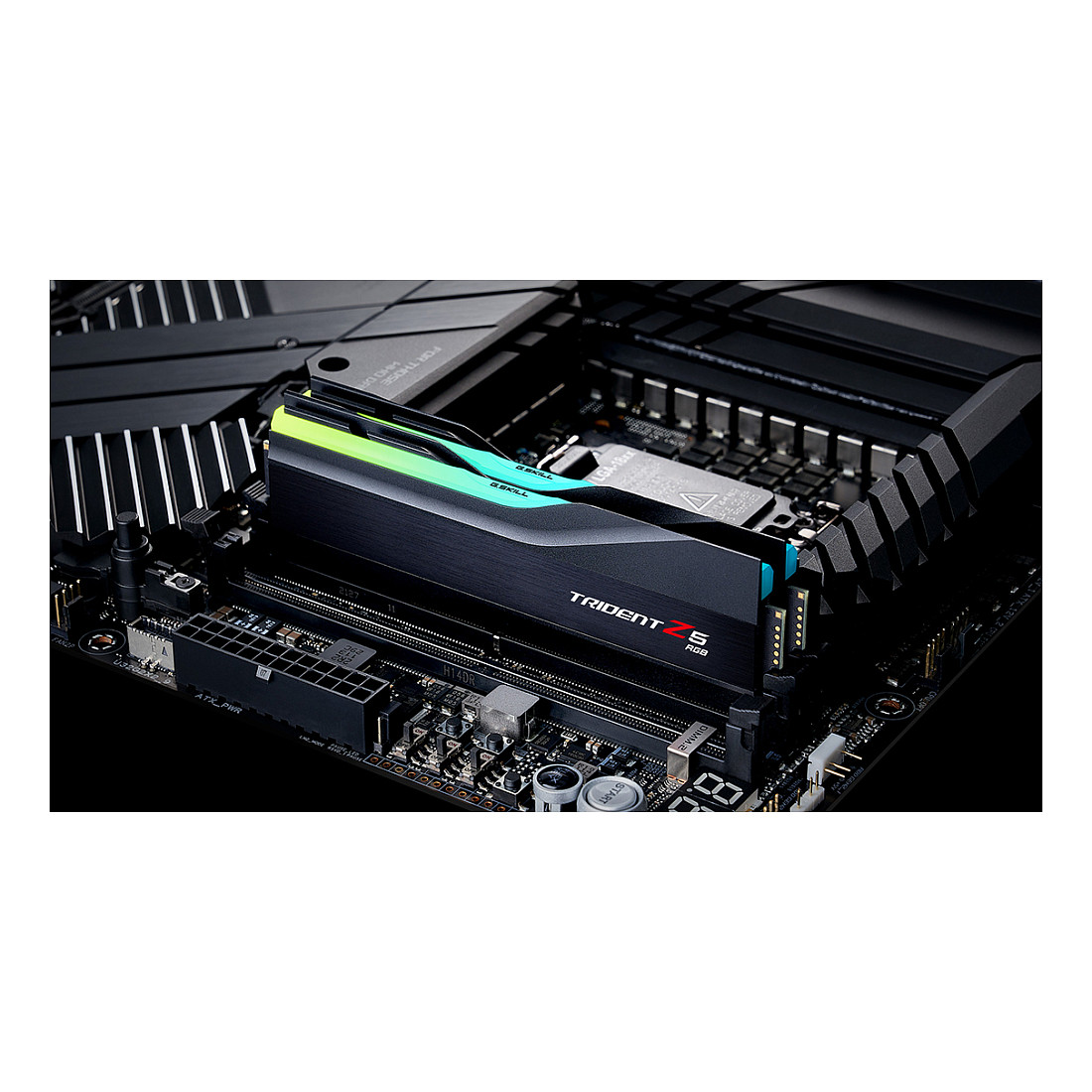 RAM Memorie DDR5 G.Skill Trident Z5 RGB / 32GB(2x16GB) / UDIMM / 5600MHz / CL36 / 288-pin - 2