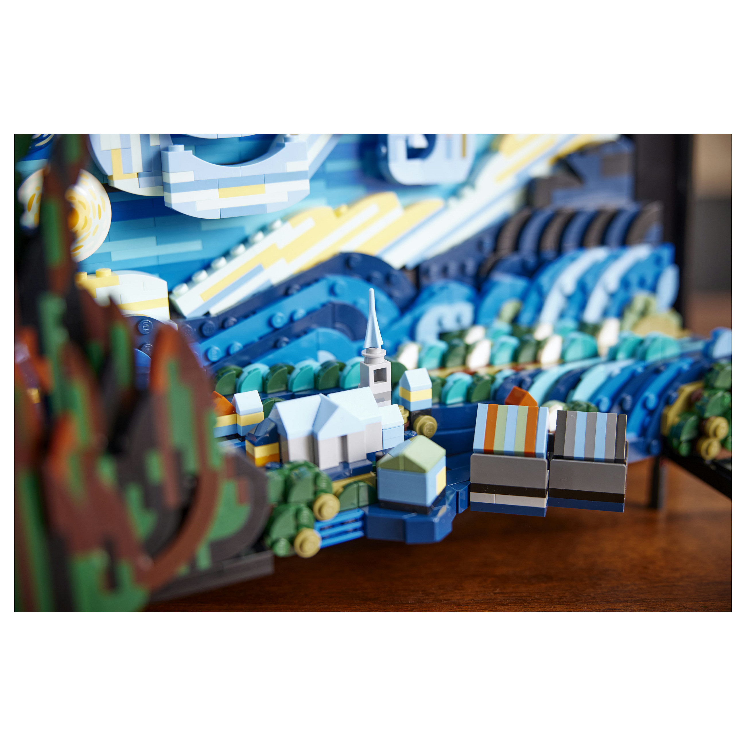 LEGO Ideas Vincent van Gogh – The Starry Night - 27