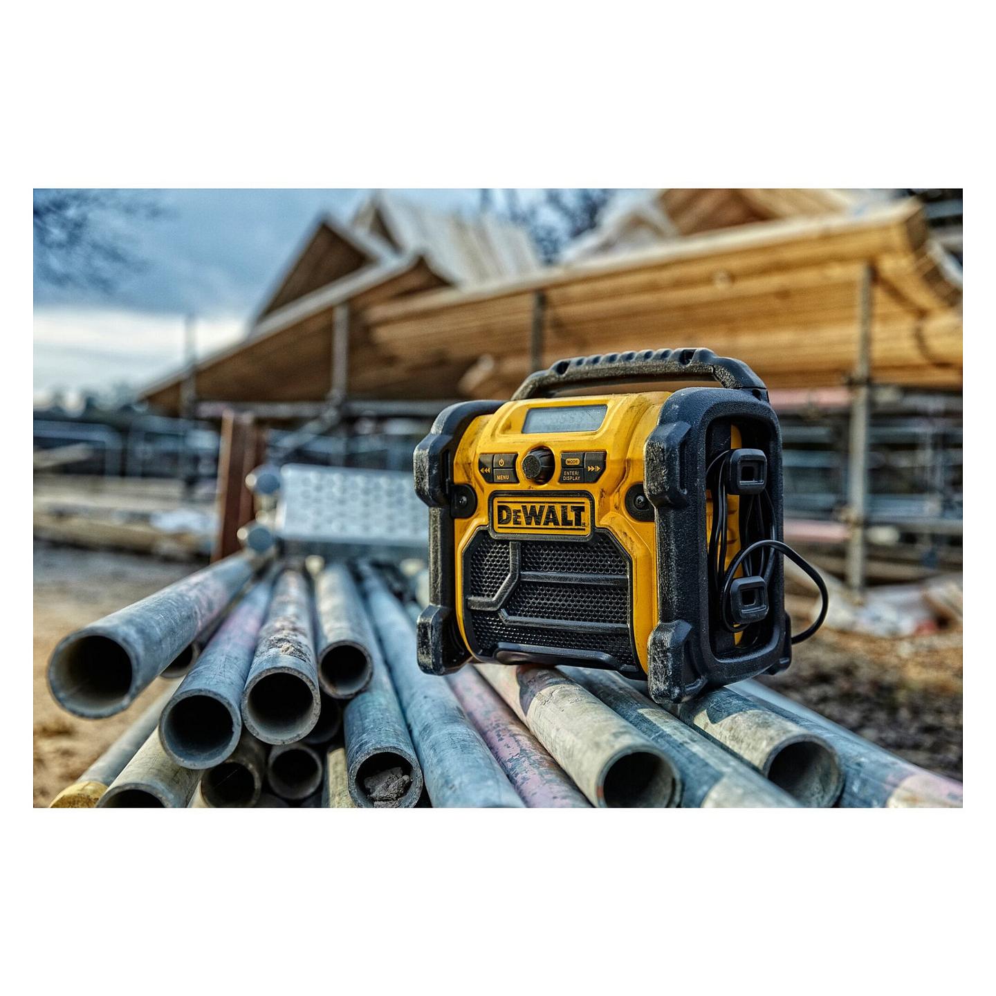 Radio DeWALT DCR020-QW, 10.8-18V, DAB+/FM, AUX, USB - Verdhë/Zezë - 4