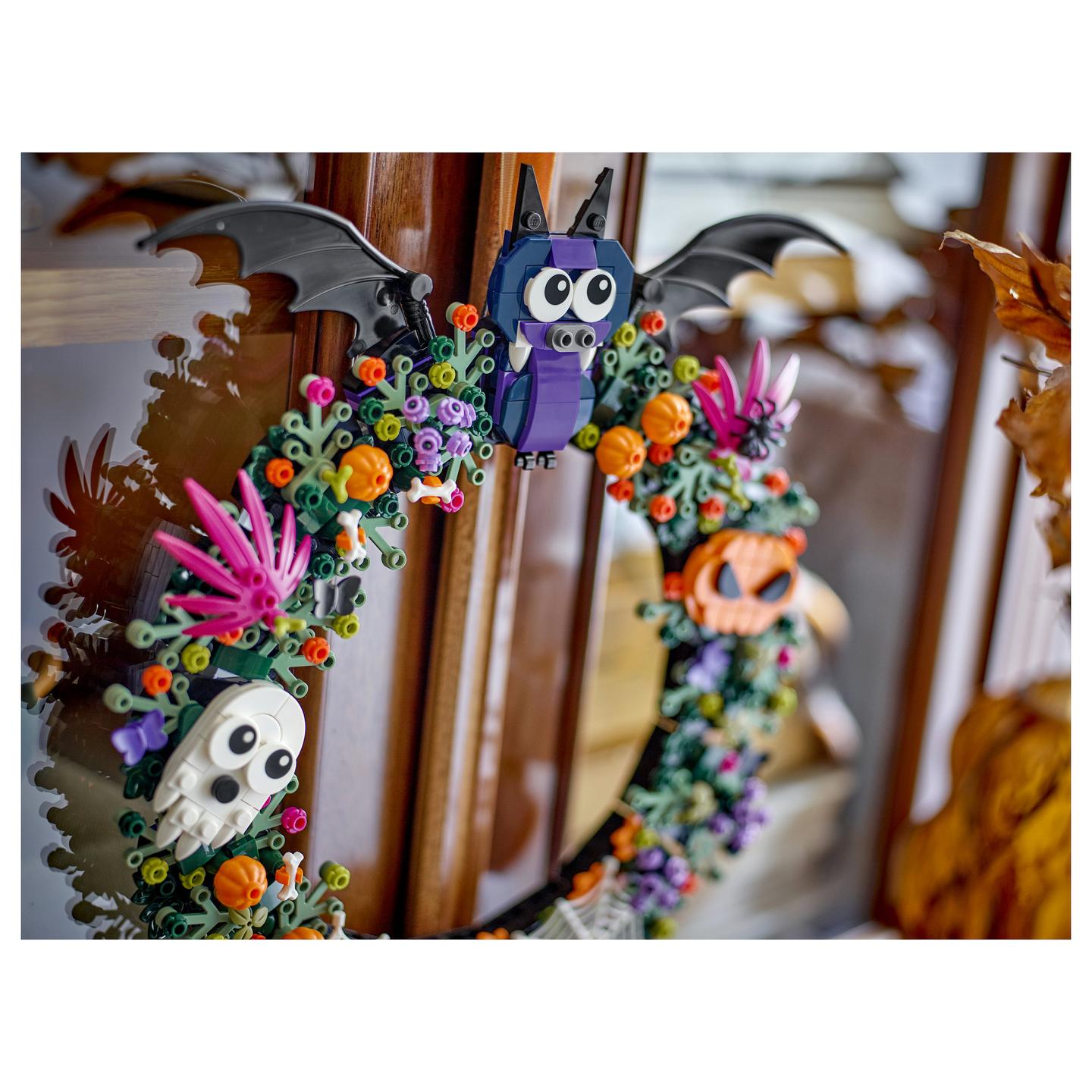 LEGO Iconic Halloween Wreath - 15