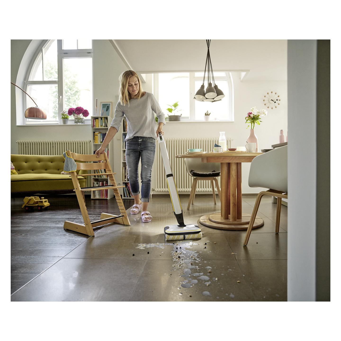 Fshesë me vakum për dysheme Kärcher FC 7 Cordless / 25V / 45 min / 30cm / 0.4L - Bardhë/Zezë - 3