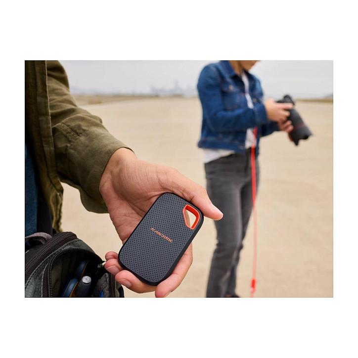 SSD e Jashtme SanDisk Extreme Portable SSD V3 SDSSDE70-4T00-G25 / 4TB / USB 3.2 Gen 2x2 / 2000MB/s Read / IP65 - Gri e errët - 5