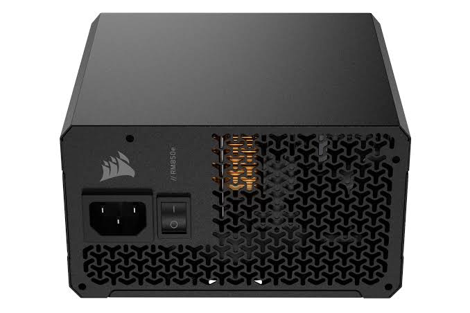 Furnizues Energjie Corsair RM850e / 850W / 80 PLUS Gold / ATX 3.1 / PCIe 5.1 / Fully Modular - Zezë - 2