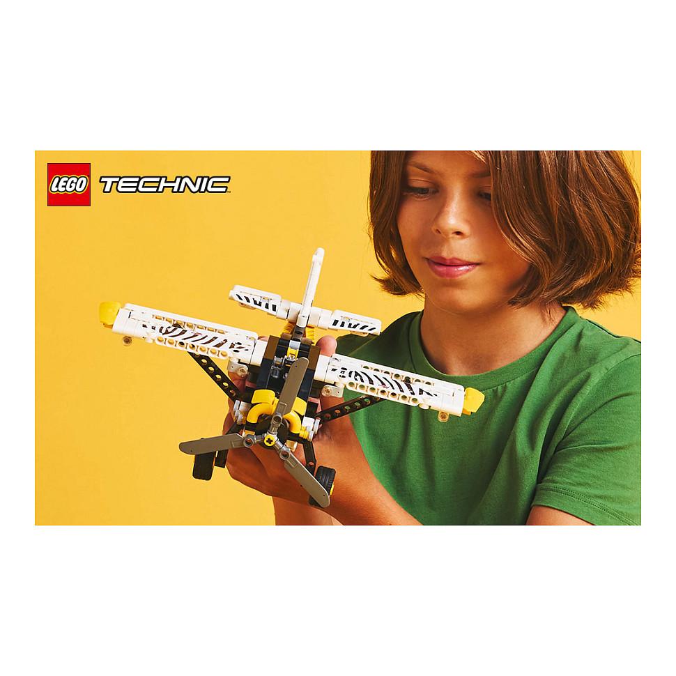 LEGO Technic Bush Plane - 19