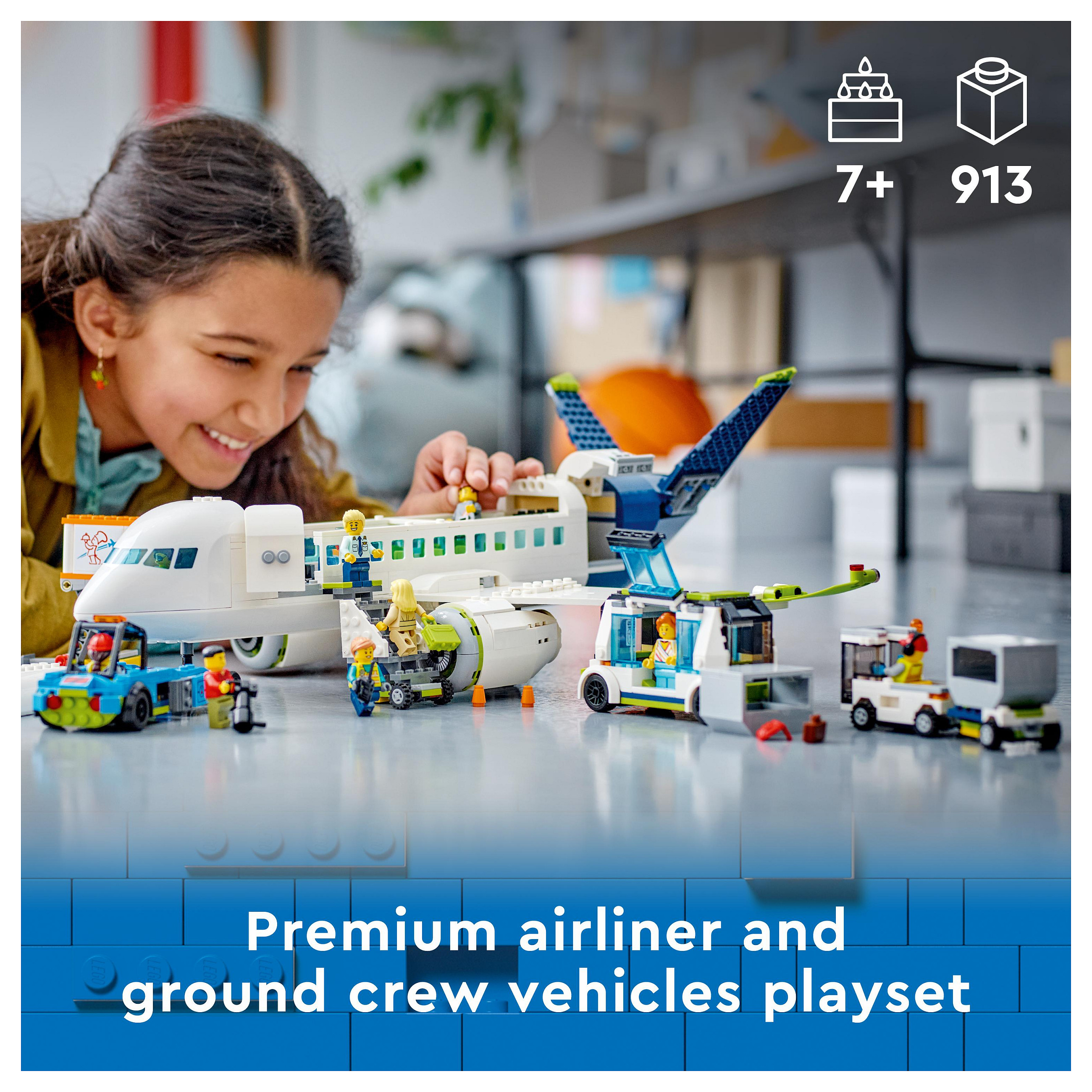 LEGO City Passenger Airplane 60367 - 16