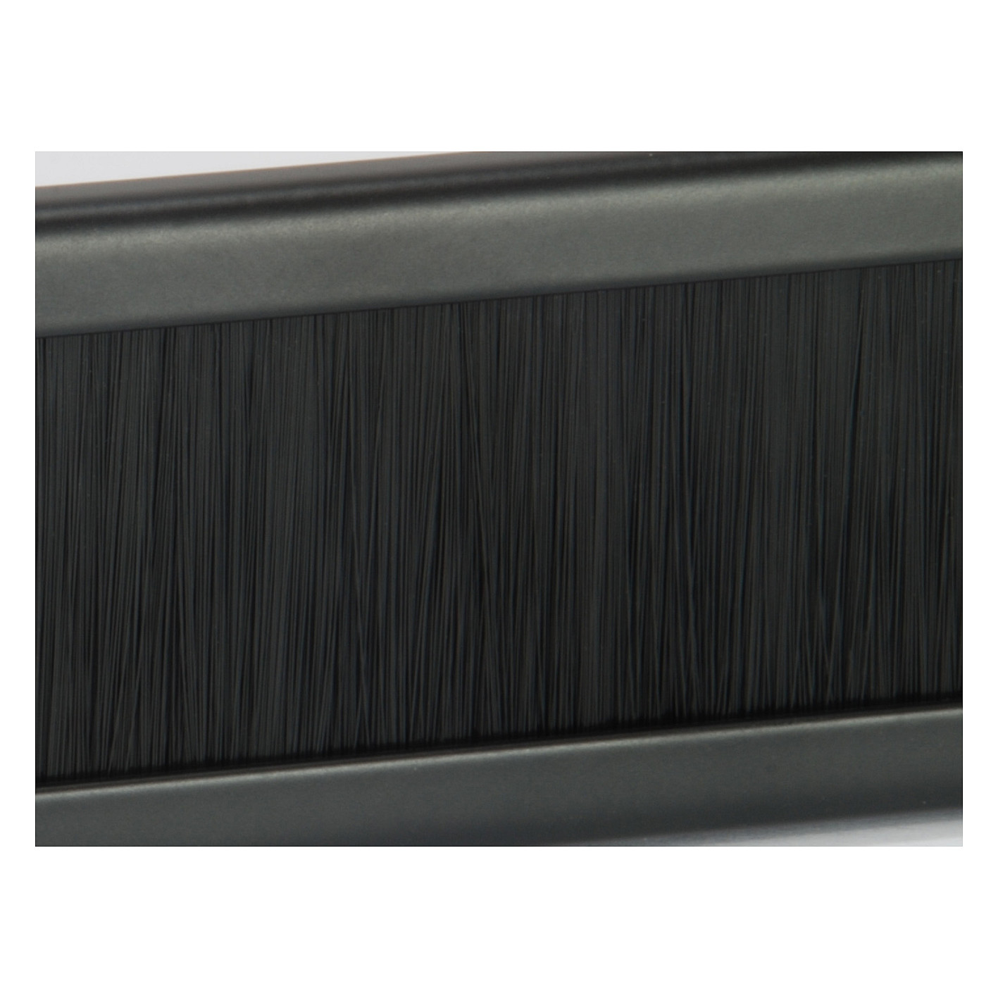 Aksesorë Rack / 19" Cable Entry Panel / 1U / Brush Insert - Zezë - 4