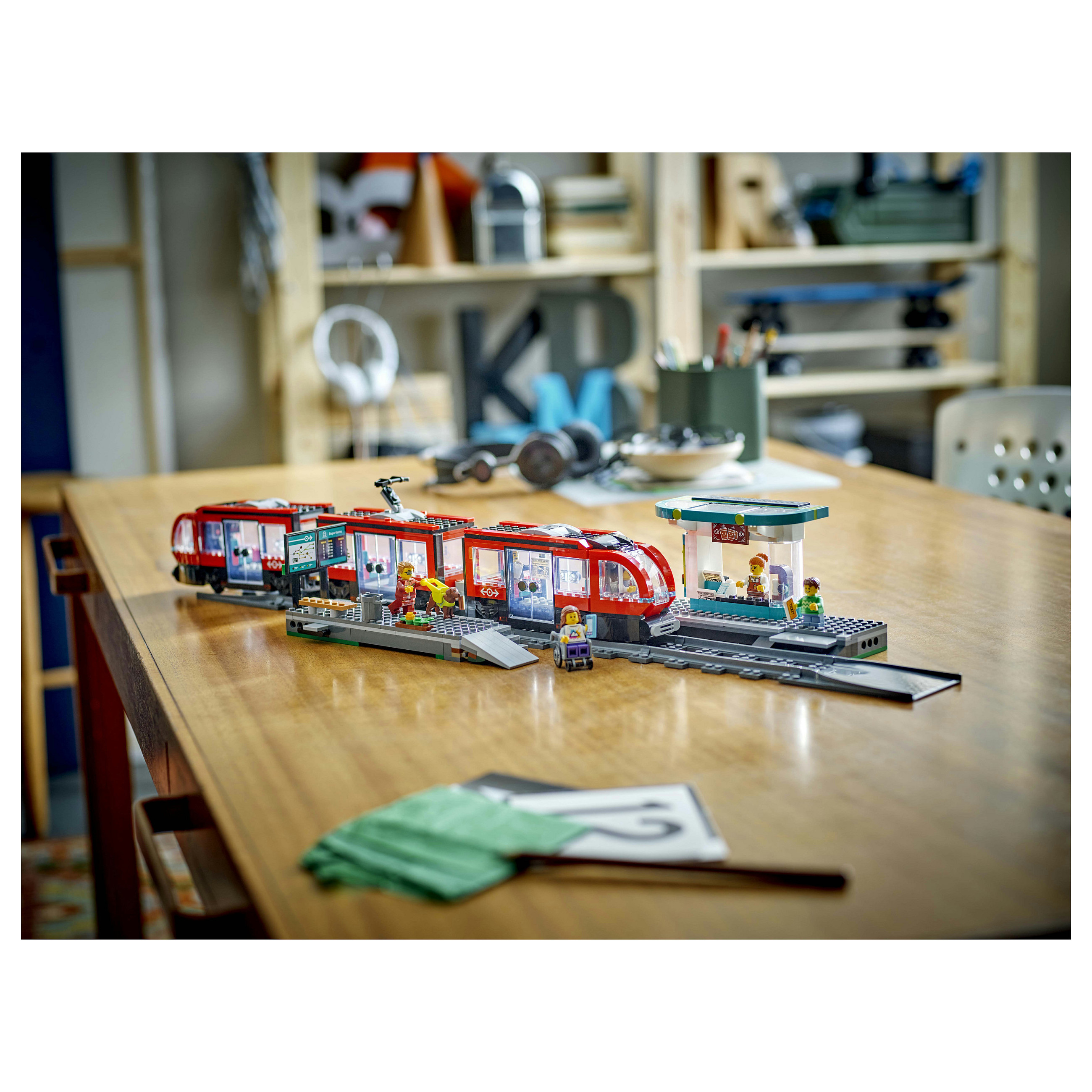 LEGO 60423 City: Tram with Stop - 20