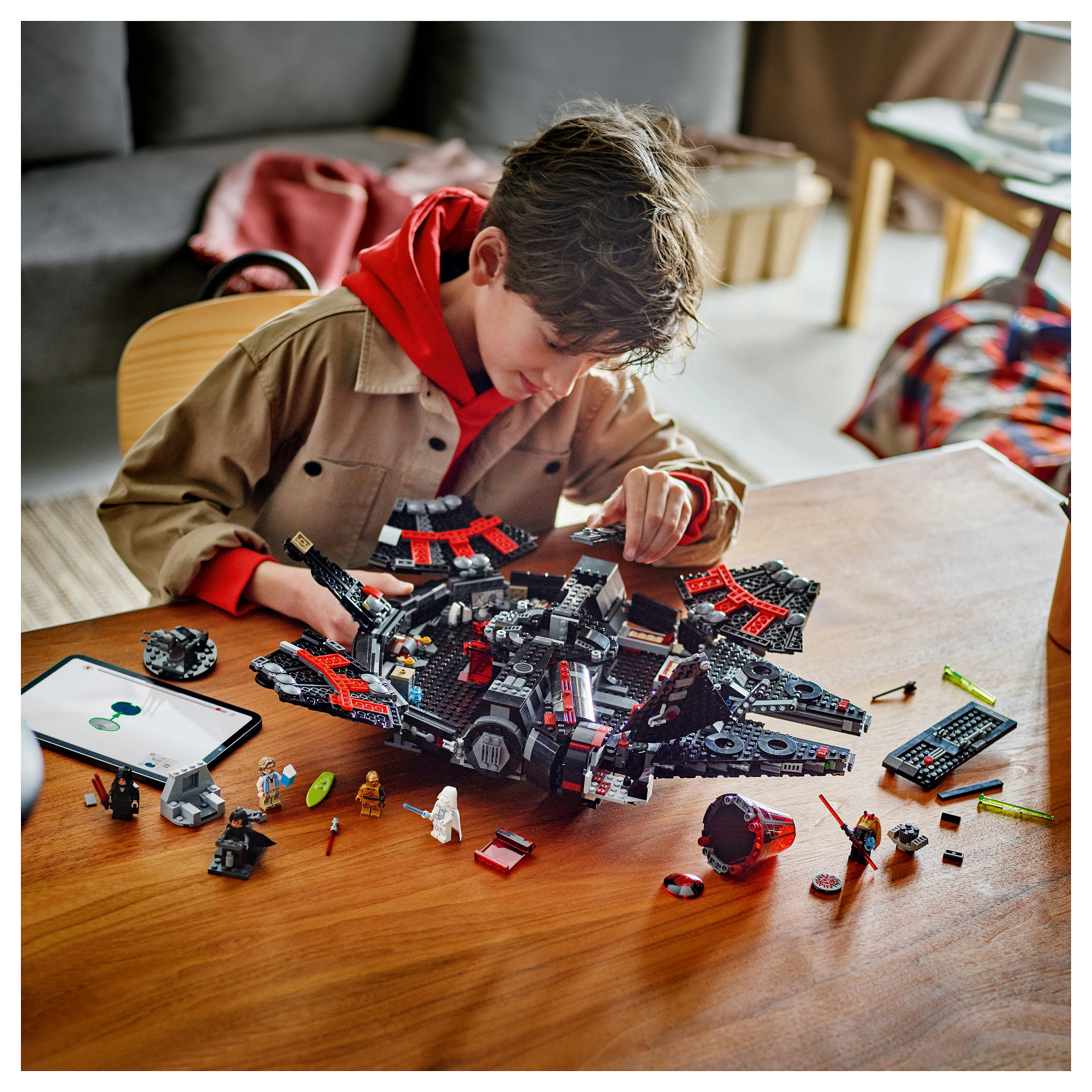 LEGO Star Wars Dunkler Millennium Falke 75389 - 7