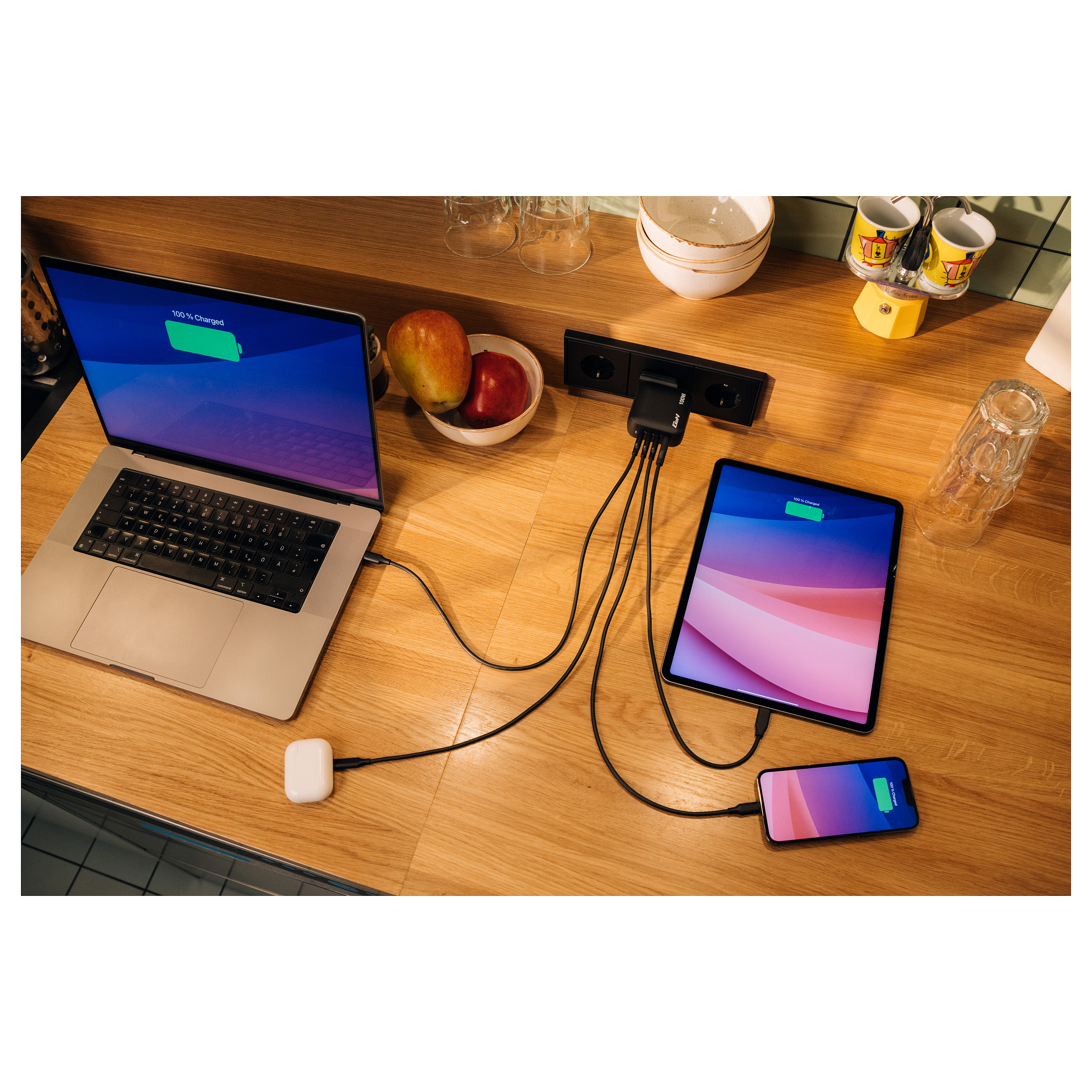 Adapter universal Verbatim Mini GaN 100W / 3xUSB-C + 1xUSB-A - Zezë - 11