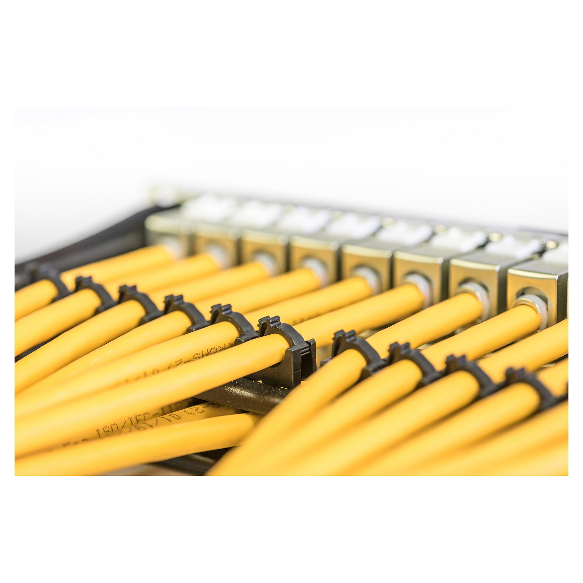 Kabllo për Rrjet DIGITUS DK-1743-A-VH-5 / Cat 7A / S/FTP / 1500 MHz / 500m - Verdhë - 3