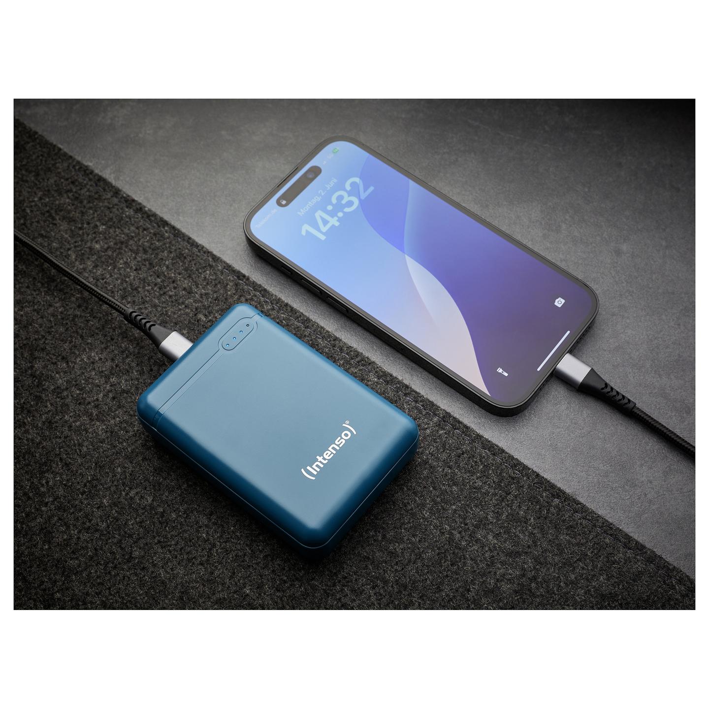 Powerbank Intenso XS10000 / 10000mAh / Lithium-Polymer / USB-A + USB-C / Micro-USB + USB-C / 5V/3.1A - Blu - 9
