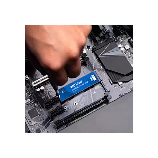SSD të Brendshëm M.2 2TB WD Blue SN5000 NVMe PCIe 4.0 x 4 - 5
