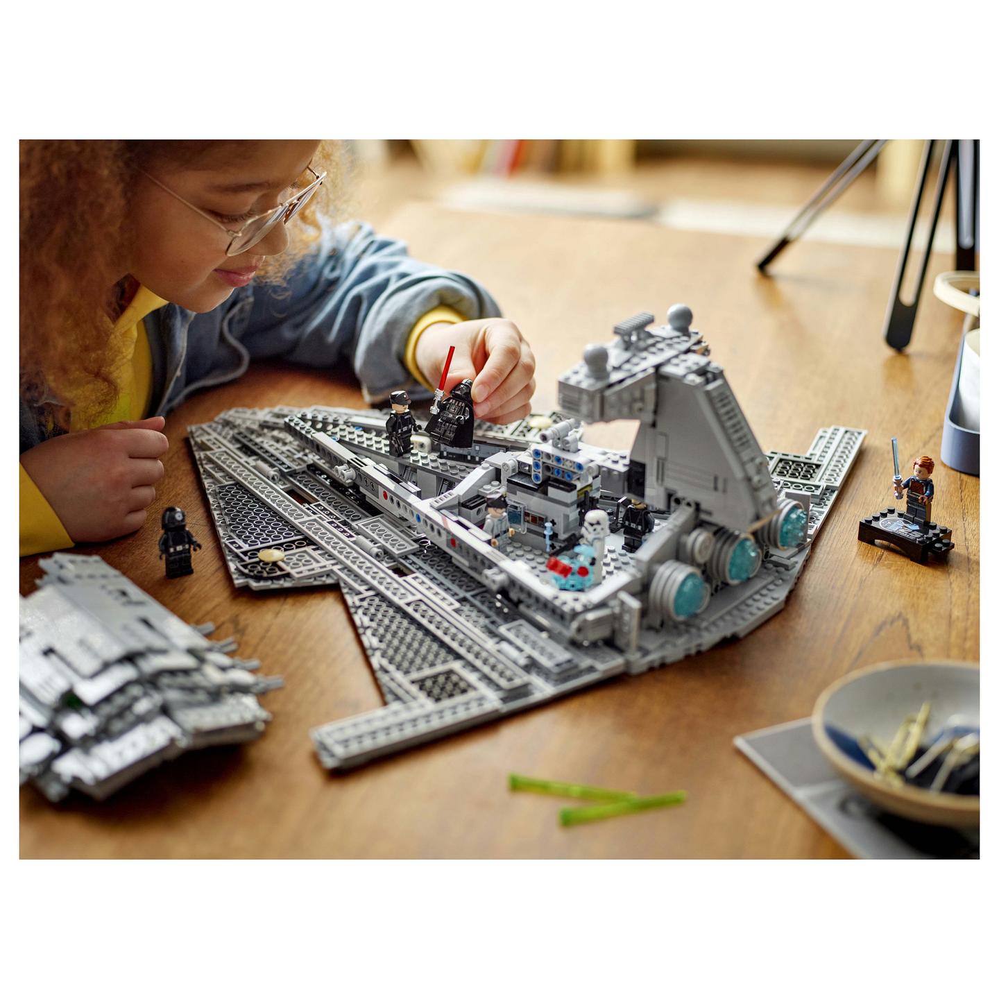 LEGO Star Wars Imperial Star Destroyer - 3