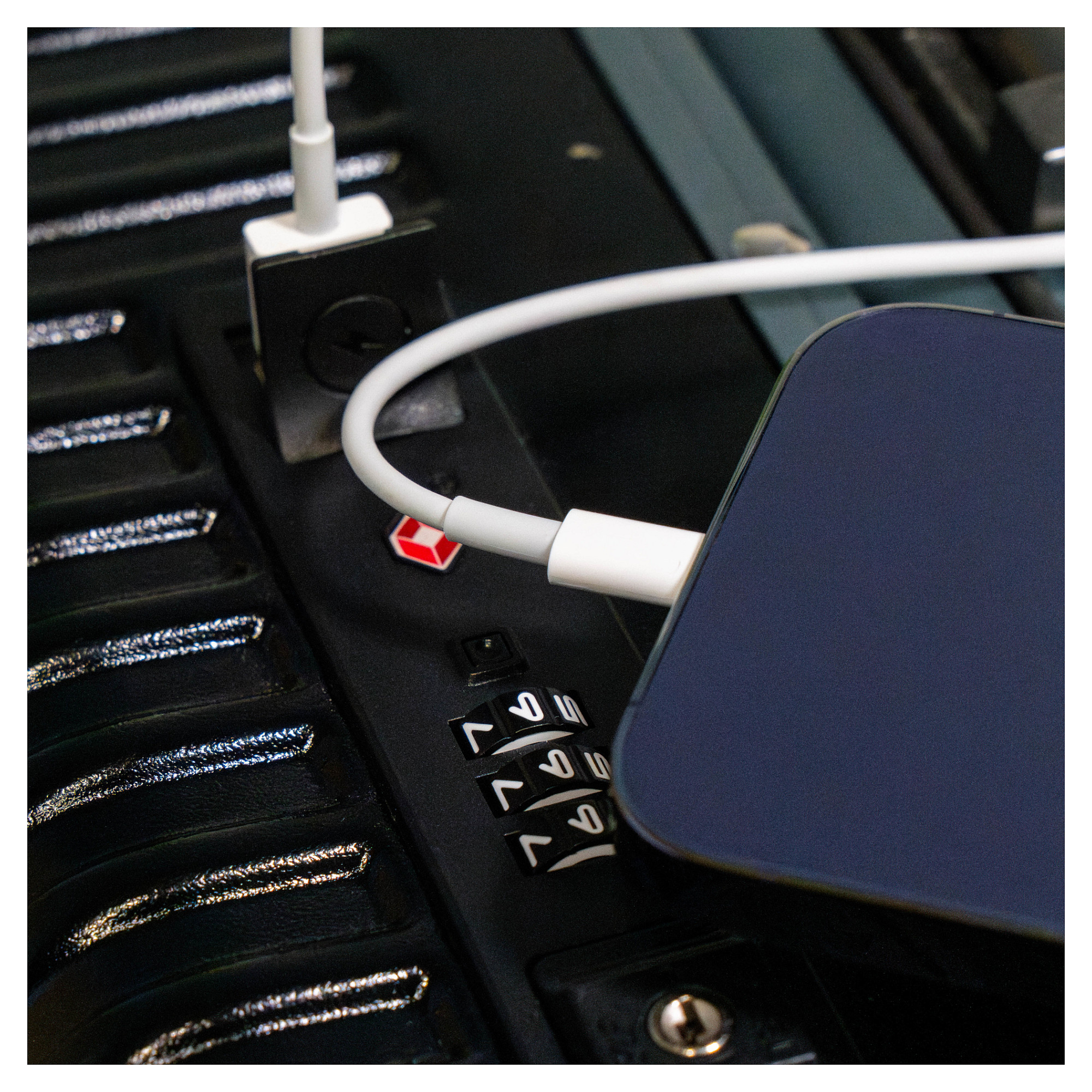 Çantë RealPower HGP-1 / 4 Rrota / TSA / Notebook Compartment / ABS - Zezë - 7