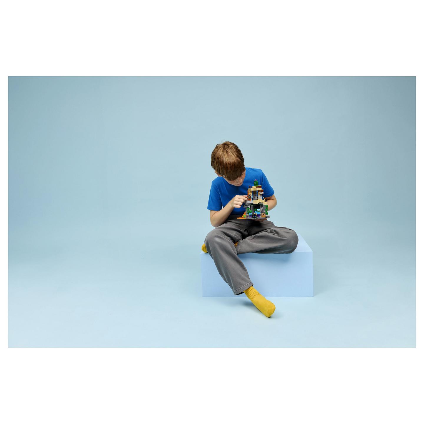 LEGO Minecraft 21587 building toy - 8