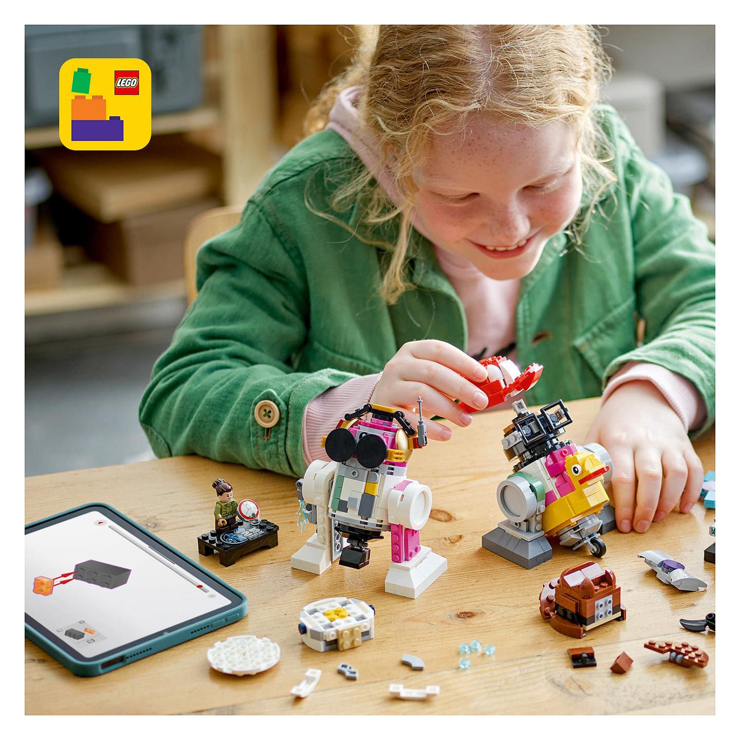 LEGO Star Wars Creative Play Droid Builder - 17