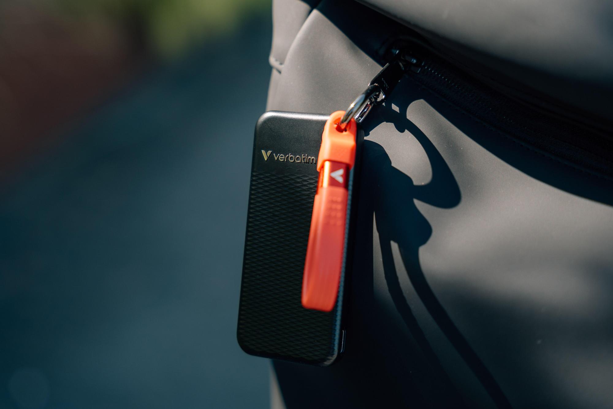 SSD e Jashtme Verbatim Pocket / 1TB / USB-C 3.2 Gen 2 - Zezë/Kuqe - 2