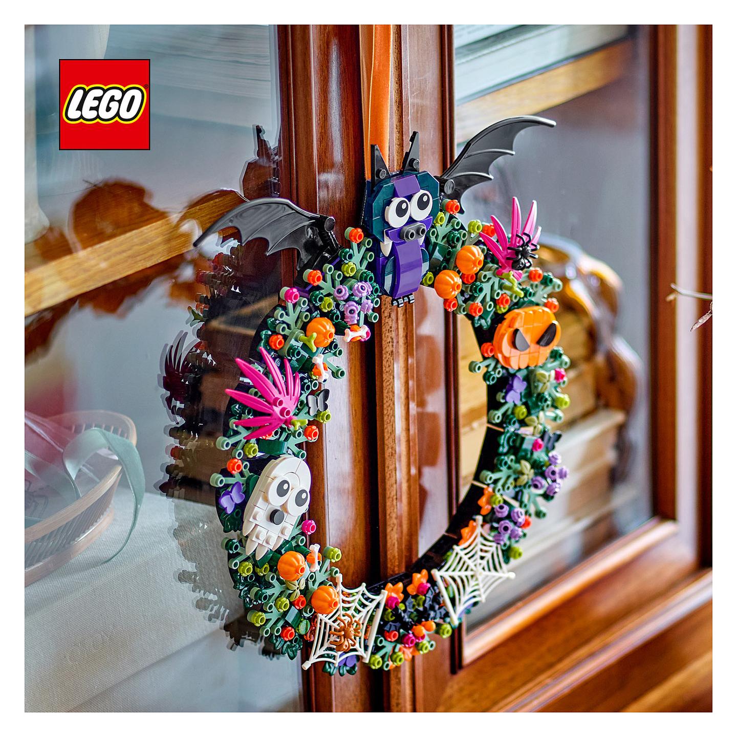 LEGO Iconic Halloween Wreath - 18