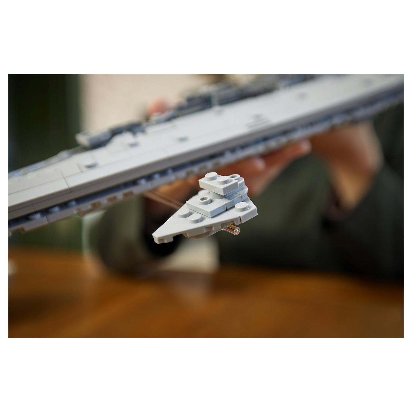 LEGO Star Wars Executor Super Star Destroyer - 12