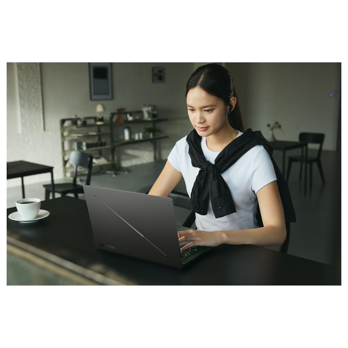 Laptop Gaming ASUS ROG Zephyrus G14 GU405AW-SY033W / Core Ultra 9 386H / 64GB LPDDR5x / 2TB / 14" 3K OLED 120Hz / RTX 5080 16GB - Hiri - 6