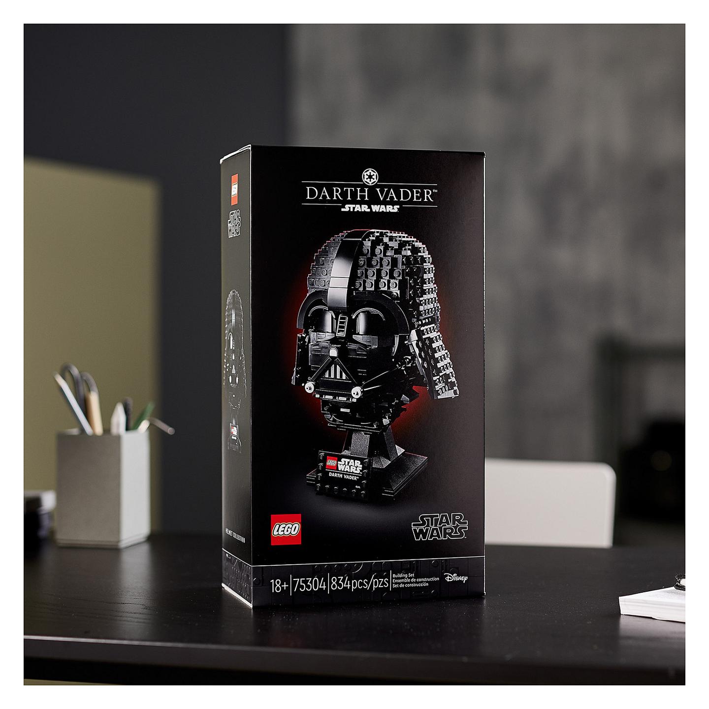 LEGO Star Wars Darth Vader Helmet 75304 - 20