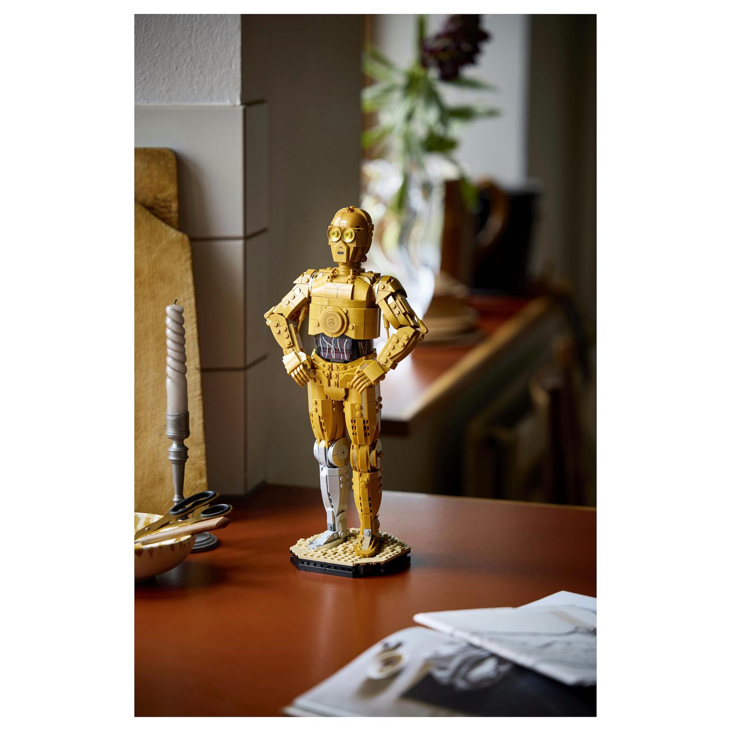 LEGO Star Wars C-3PO - 29