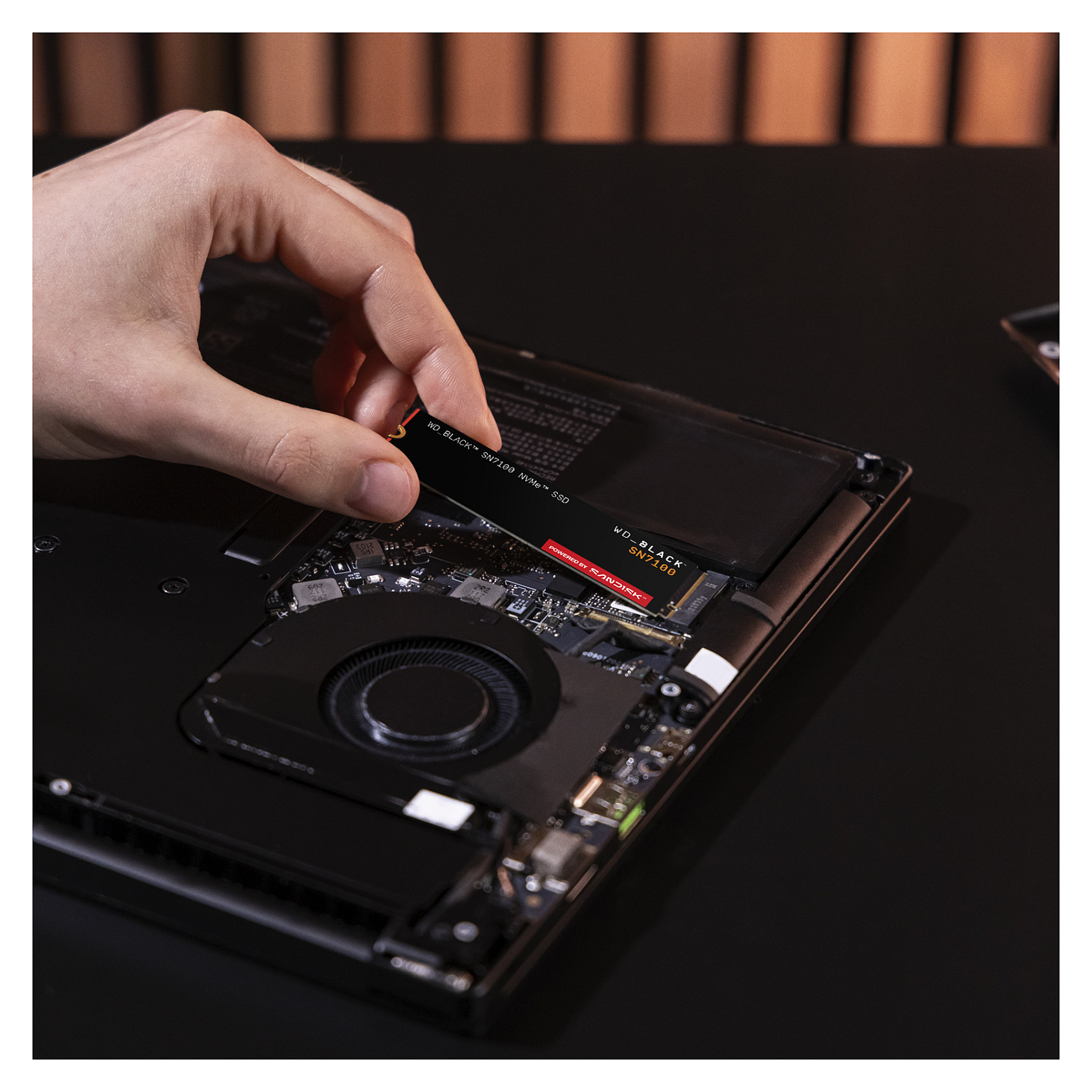 SSD të Brendshme M.2 2TB WD Black SN7100 NVMe PCIe 4.0 x 4 - 7