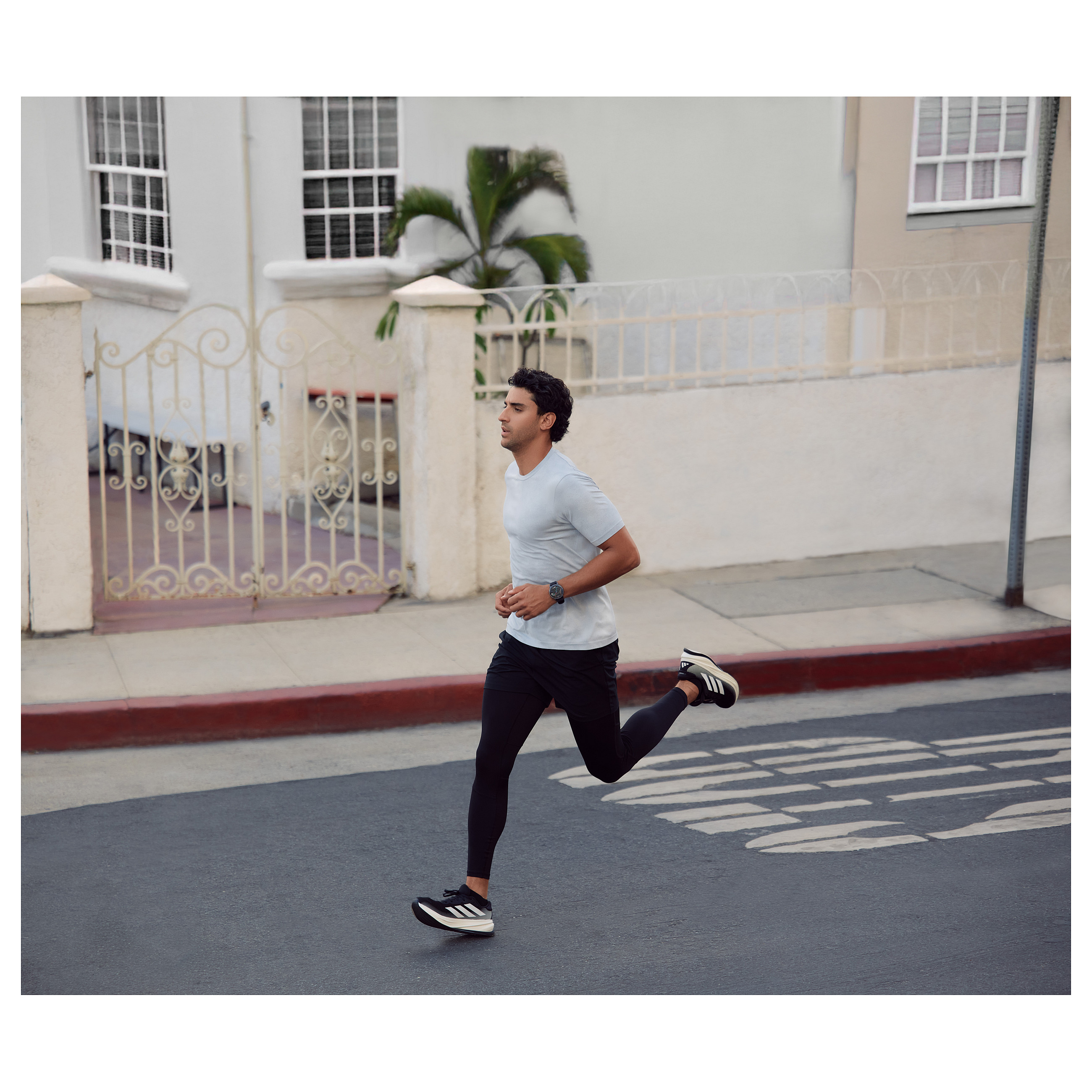 Orë e Mençur Amazfit Active Max / AMOLED 1.5" / GPS / NFC / Bluetooth / 4GB - E Zezë - 24