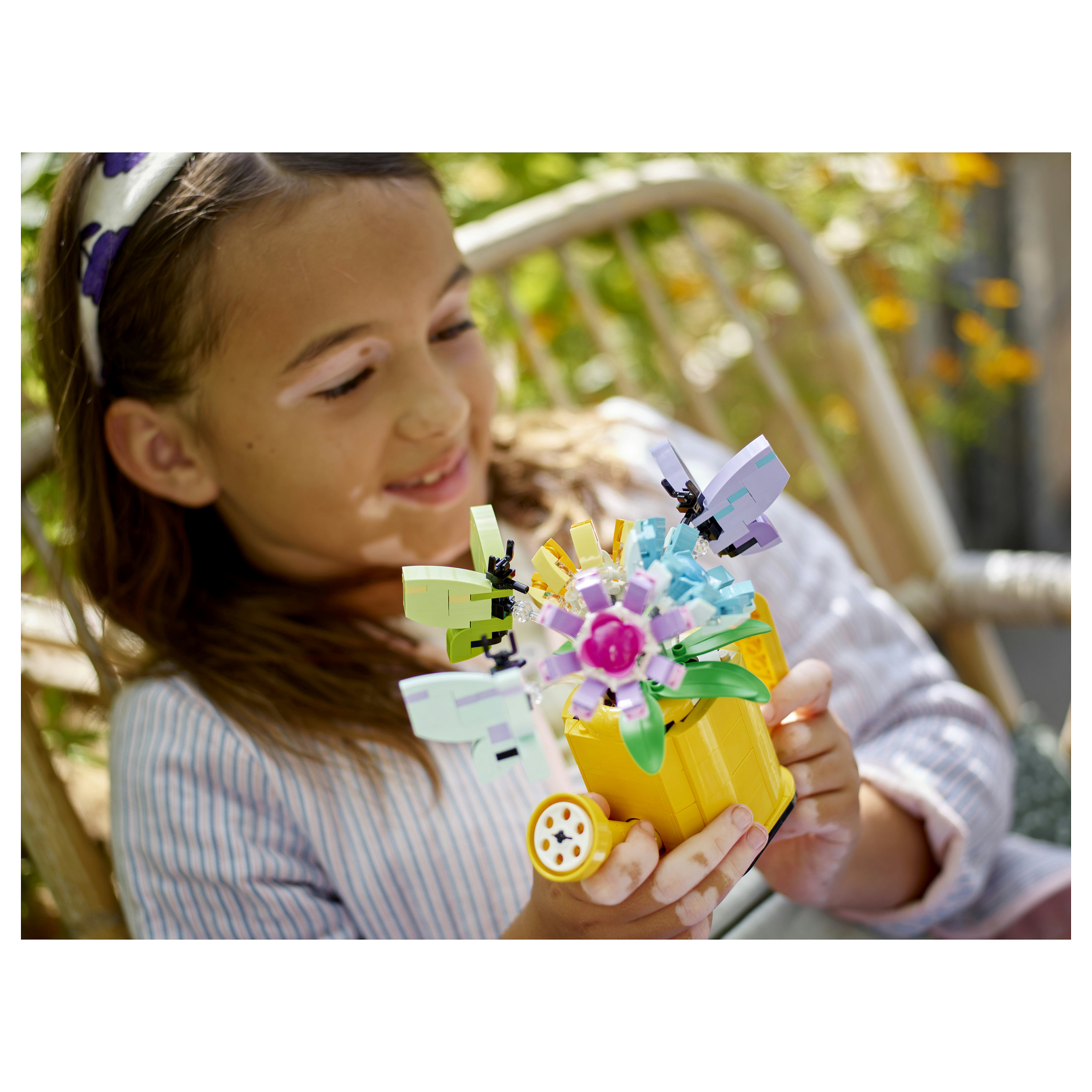 LEGO Creator 31149 Watering Can with Flowers - 3