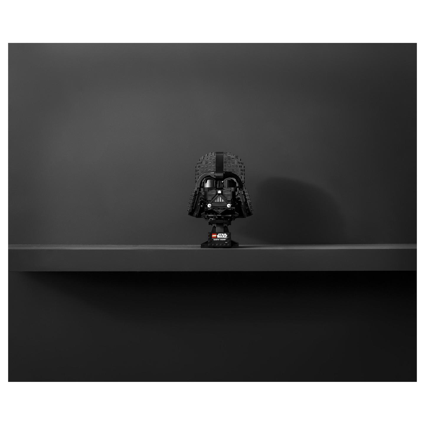 LEGO Star Wars Darth Vader Helmet 75304 - 23