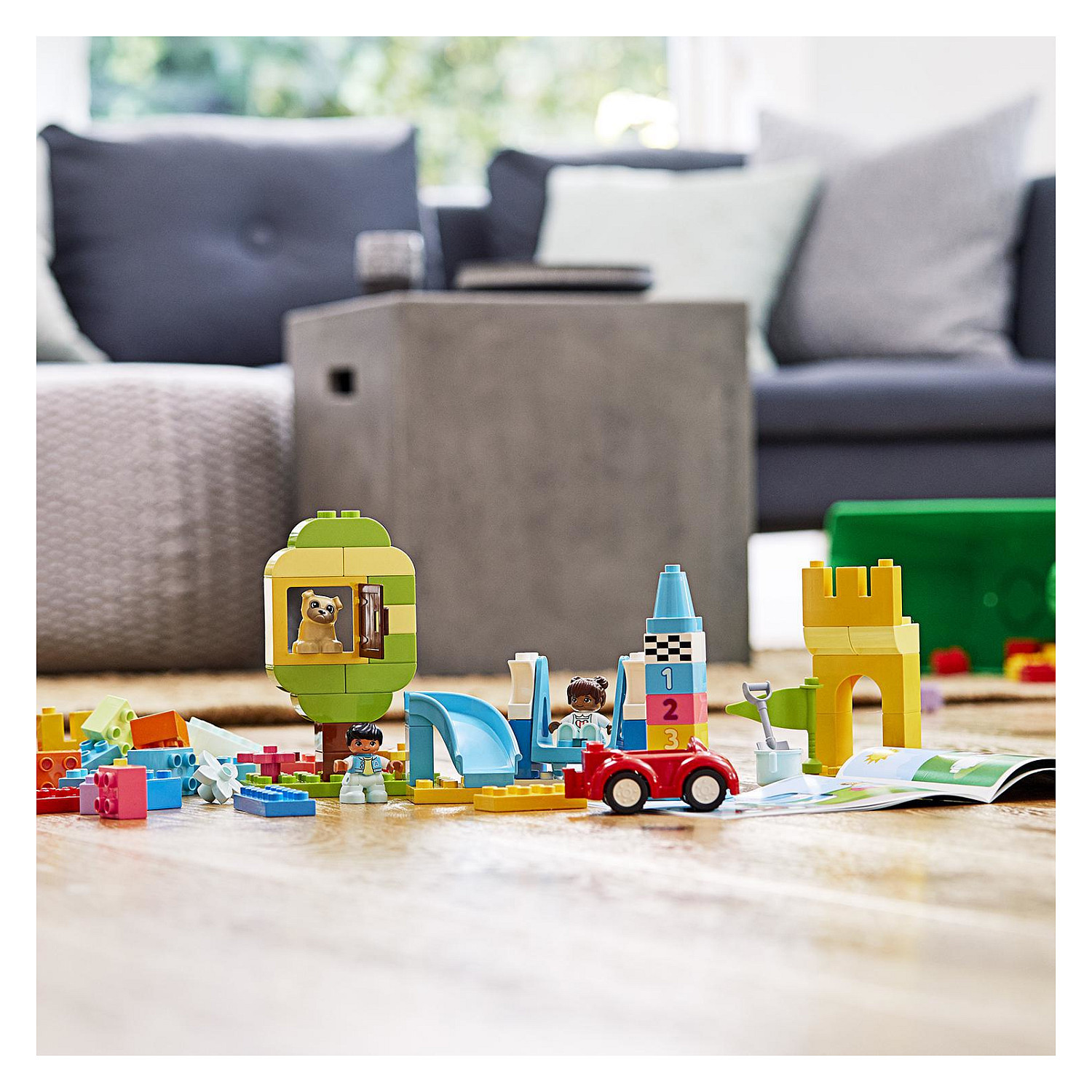 LEGO DUPLO Classic Deluxe Brick Box Set - 5