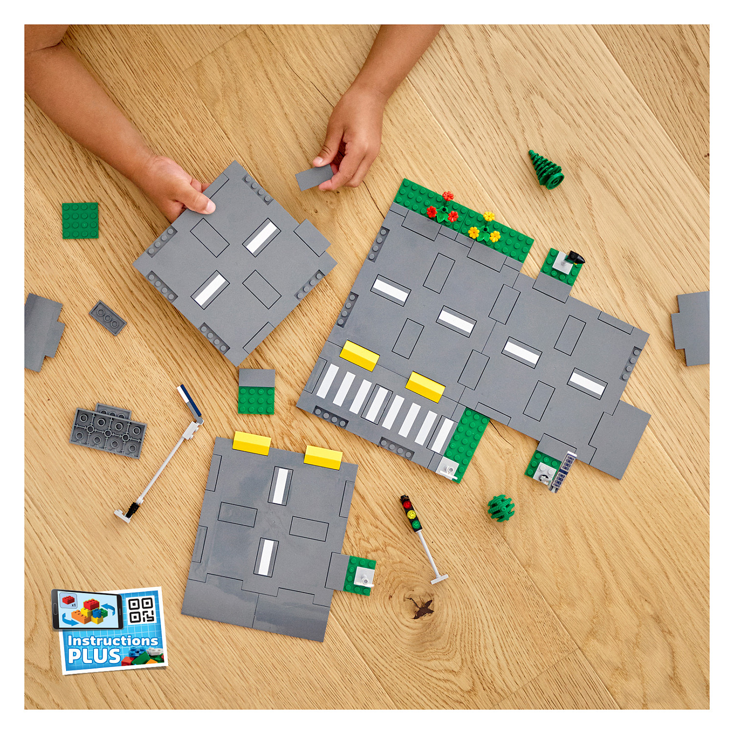 LEGO City 60304 – Road Intersection with Traffic Lights - 13