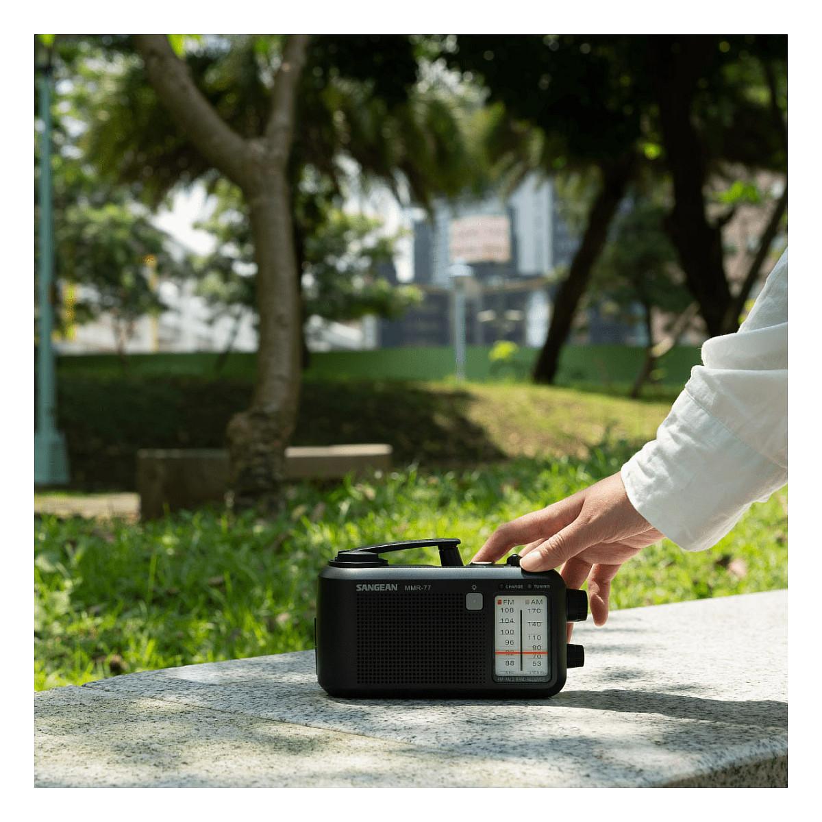 Radio portative Sangean MMR-77, AM, FM, Dalje për Kufje 3,5 mm, Bateri AA 1,5 V - Zezë mat - 6