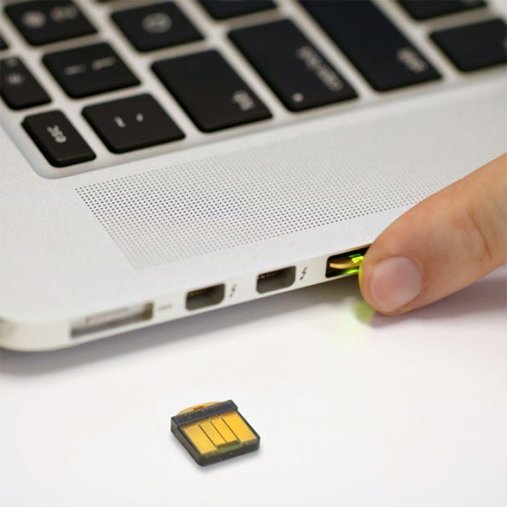 Çelës Sigurie Yubico YubiKey 5 Nano / USB-A / FIDO2 / U2F / PIV / OpenPGP – Zezë/Ari - 2