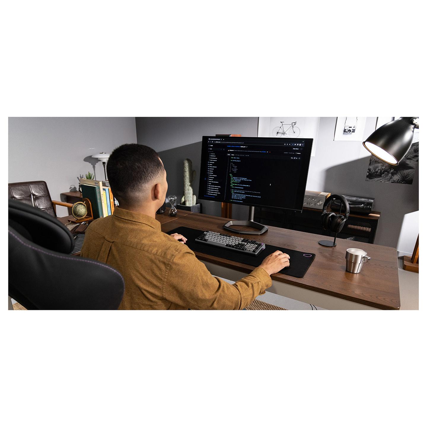 Tastierë Gaming Cooler Master MK770 / Wired / 98 Keys / Kailh Box V2 / USB + 2.4 GHz Wireless + Bluetooth 5.1 / AZERTY FR / RGB - Hiri - 5