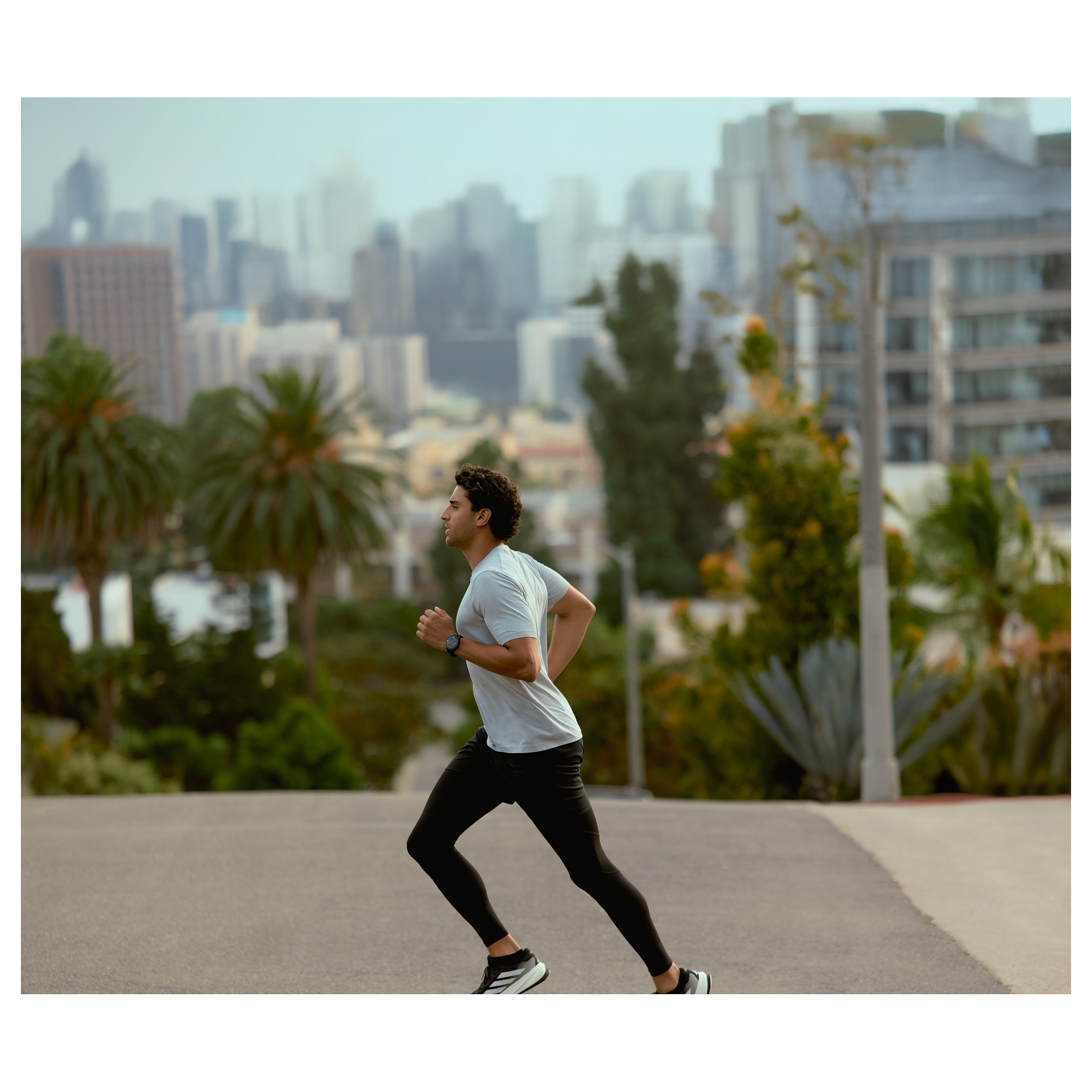 Orë e Mençur Amazfit Active Max / AMOLED 1.5" / GPS / NFC / Bluetooth / 4GB - E Zezë - 31