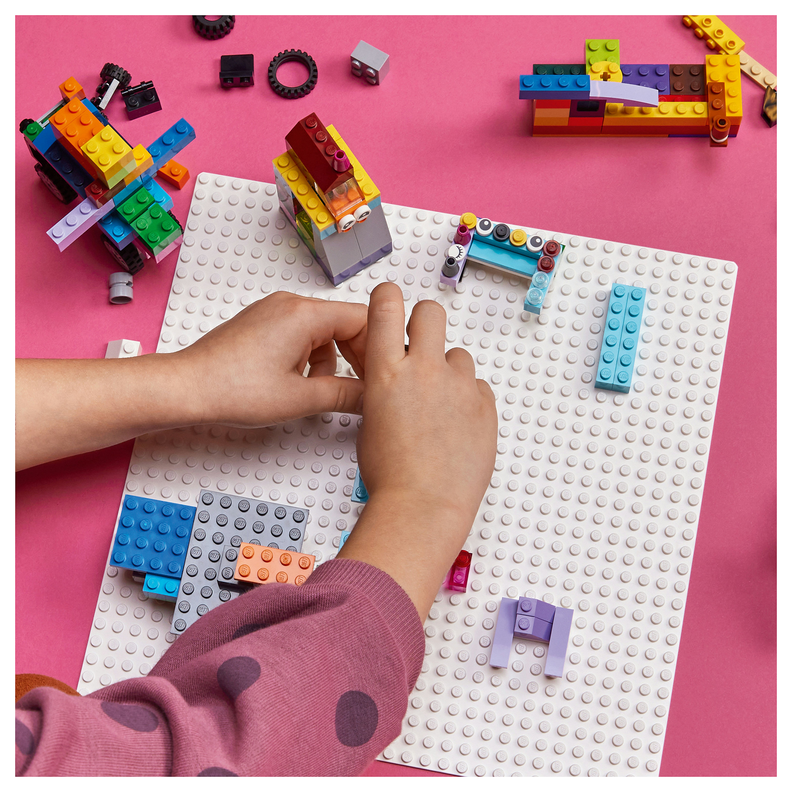 LEGO Classic White Baseplate 11026 - 5