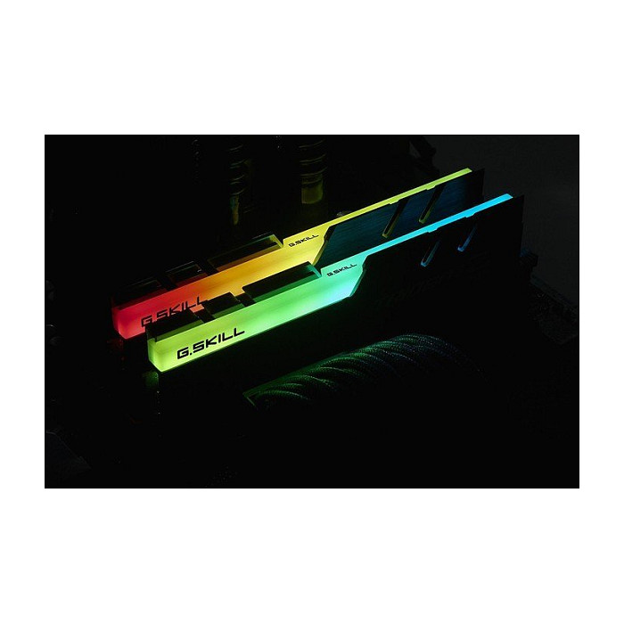 RAM Memorie DDR4 GSkill Trident Z RGB 16GB(2x8GB) 3000MHz C16 - 7