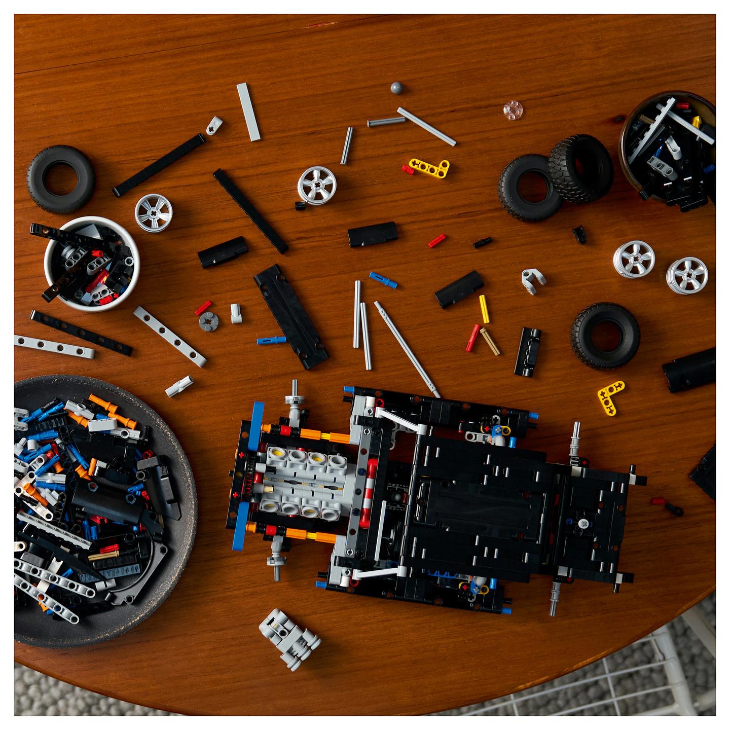 LEGO Technic 42231 building toy - 5