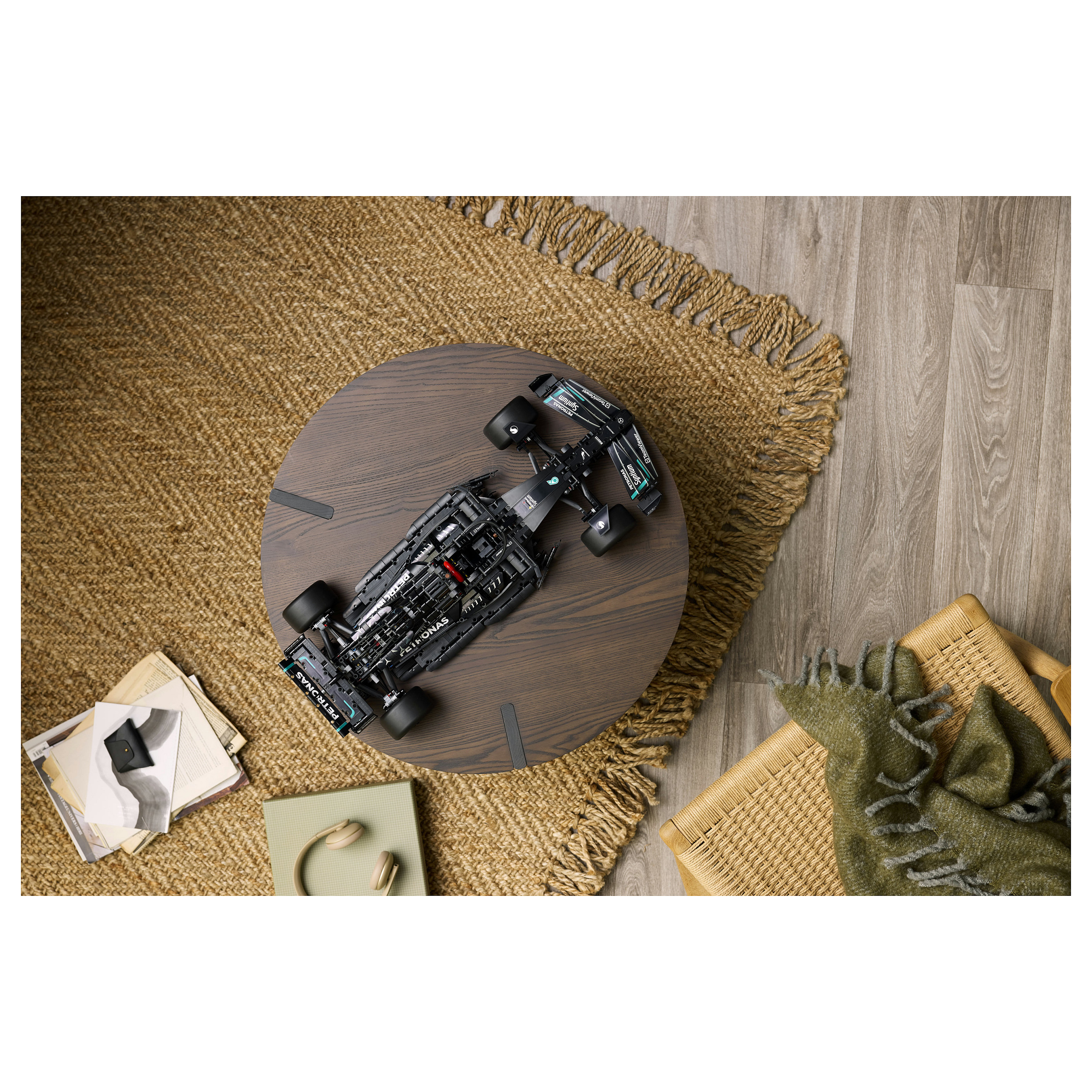 LEGO Technic Mercedes-AMG F1 W14 E Performance 42171 - 31