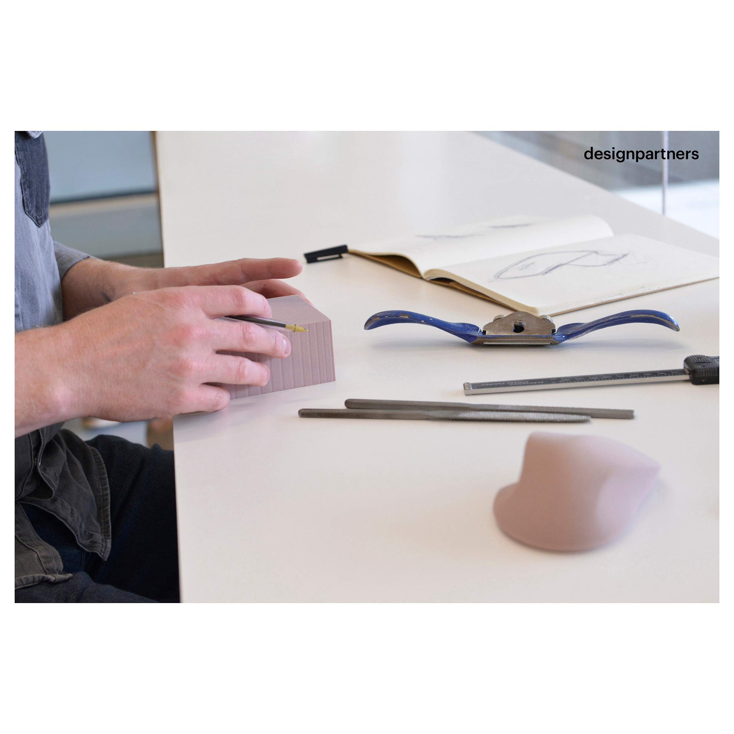 Maus pa Kabllo Logitech MX Master / Right Hand / Bluetooth / 1000dpi- Zezë - 12